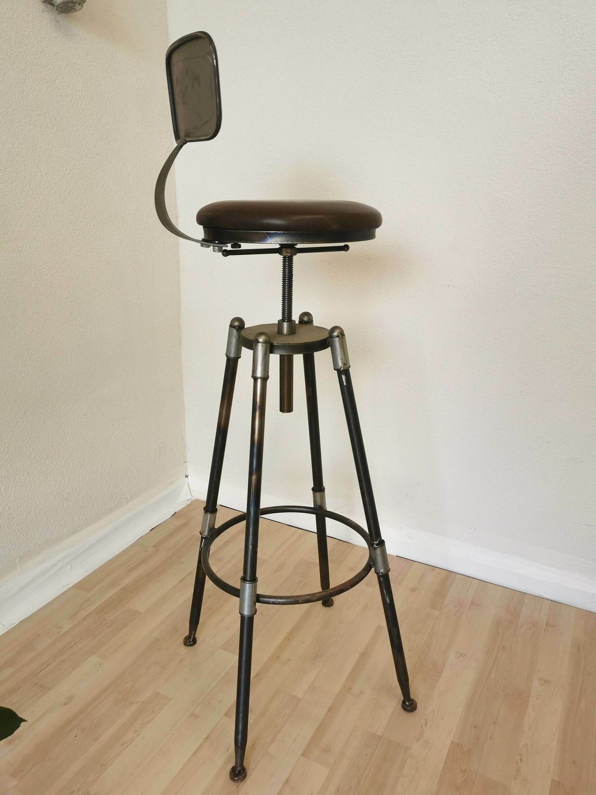 Vintage Unique Handmade Metal High Bar Chair With Adjustable Height / 1970s Leather Seat Office Working Swivel Chair photo vintage