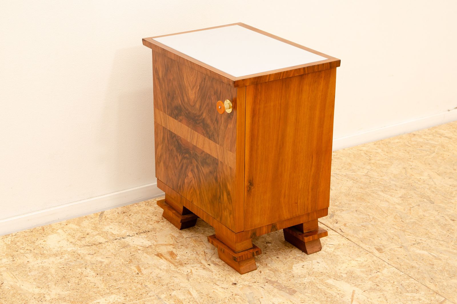 photo vintage Elegant Fully Renovated Art Deco Night Stand, 1930s, Bohemia