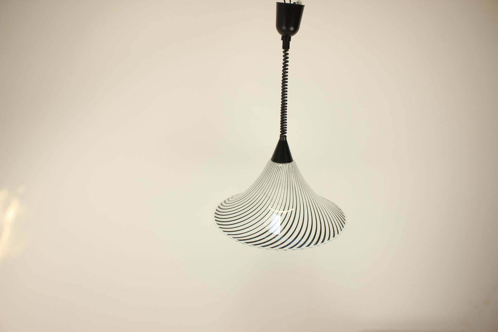 Mid Century Glazen Kroonluchter In De Stijl Van "Trumpet", Tsjecho Slowakije, Jaren 1960 photo vintage
