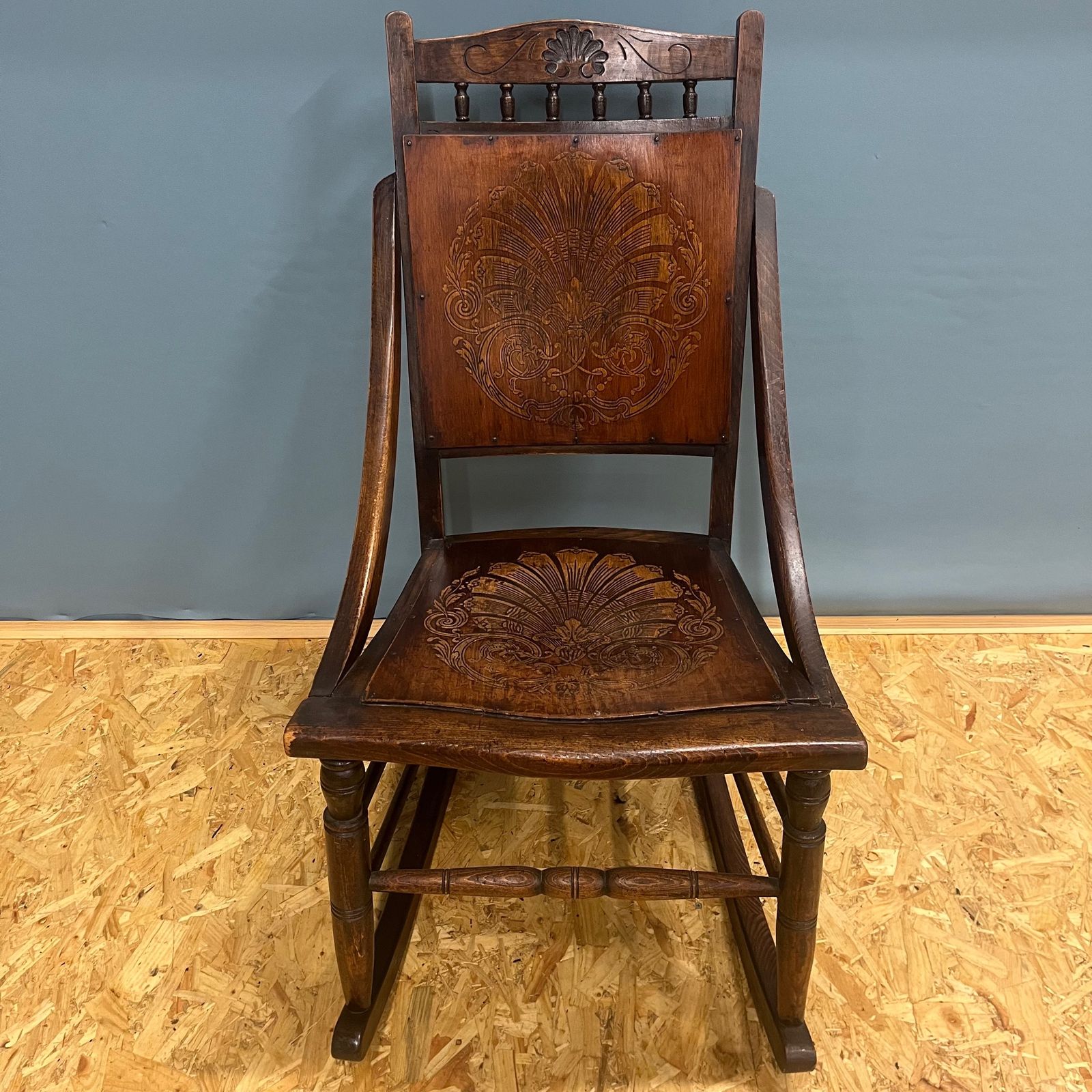 Antique Hand Carved Rocking Chair photo Furniture