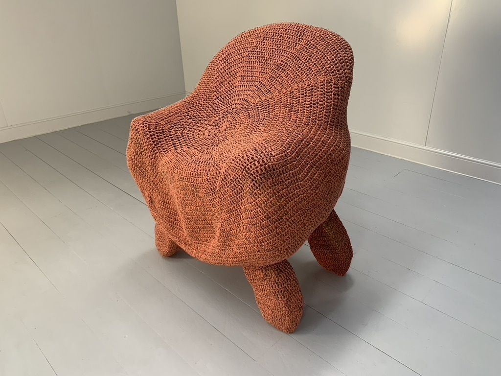 photo vinterior Jordyn Rachel Gardiner “Udder” Armchair & Stool – In Crochet Cotton Yarn