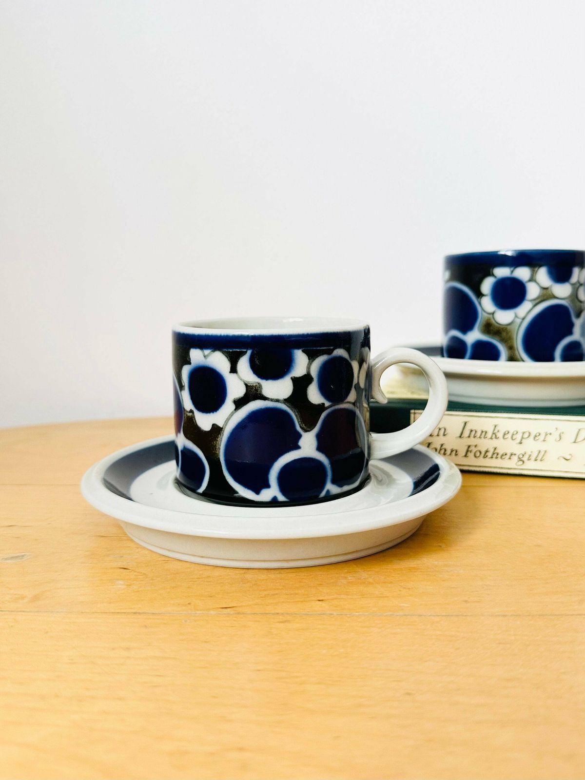 photo for sale Arabia Finland Saara Pair Of Cup & Saucer, Design By Anja Jaatinen Winquist, Scandinavian Modern