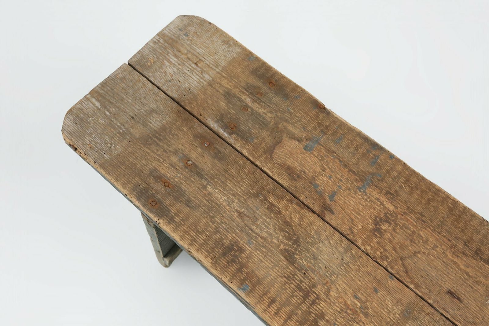 Grey Wooden Bench, France, 1890s photo vinterior
