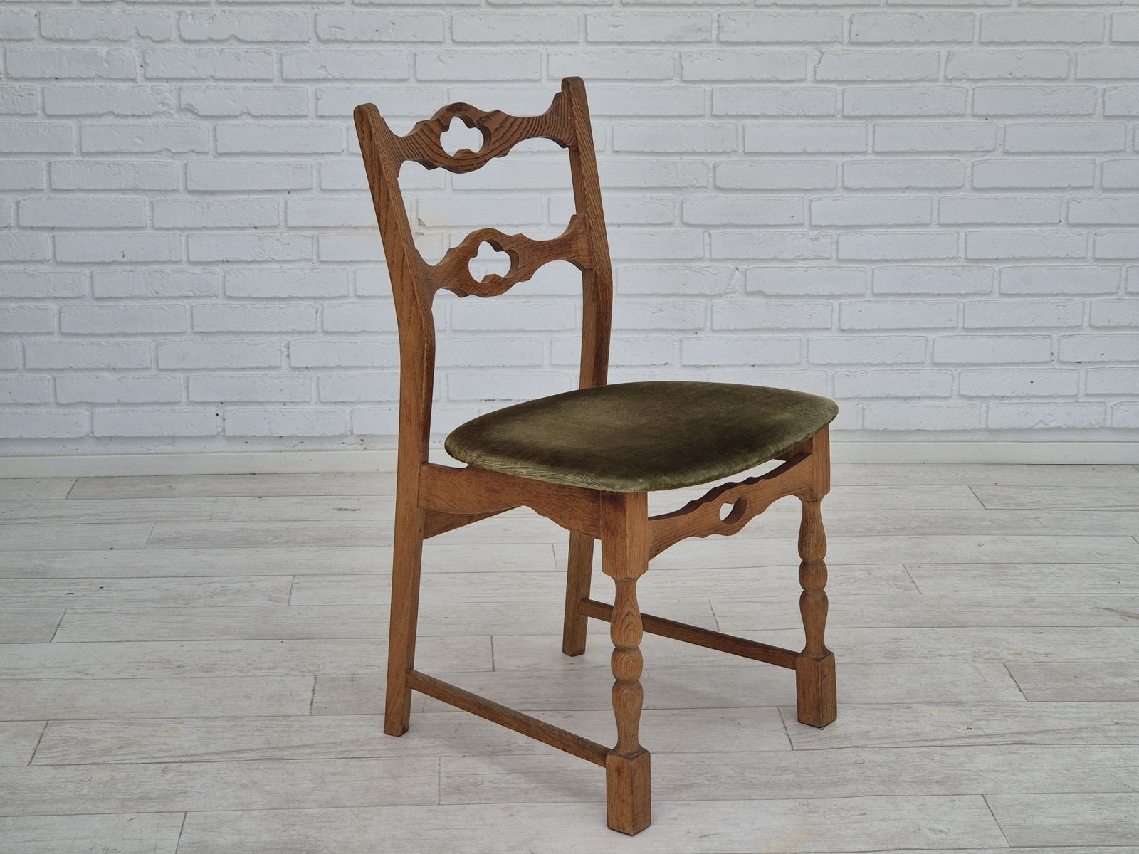 1970s, Set Of 4 Danish Dining Chairs, Original Condition, Oak Wood, Furniture Velour. photo 1250.0