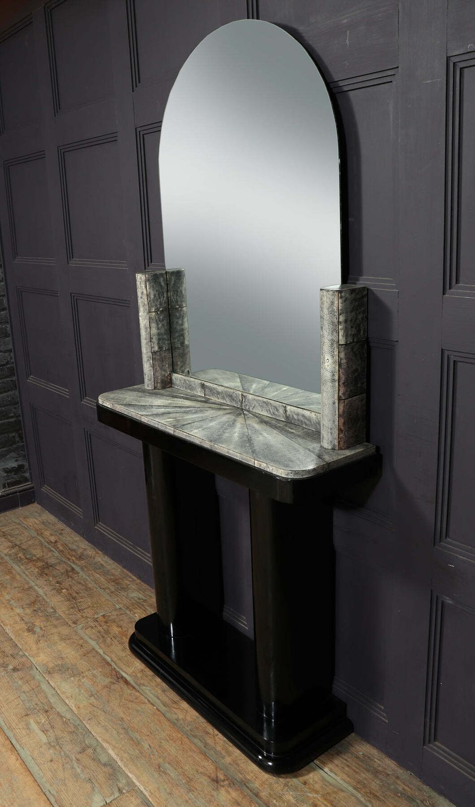 2750.0 Art Deco Console And Mirror With Shagreen photo