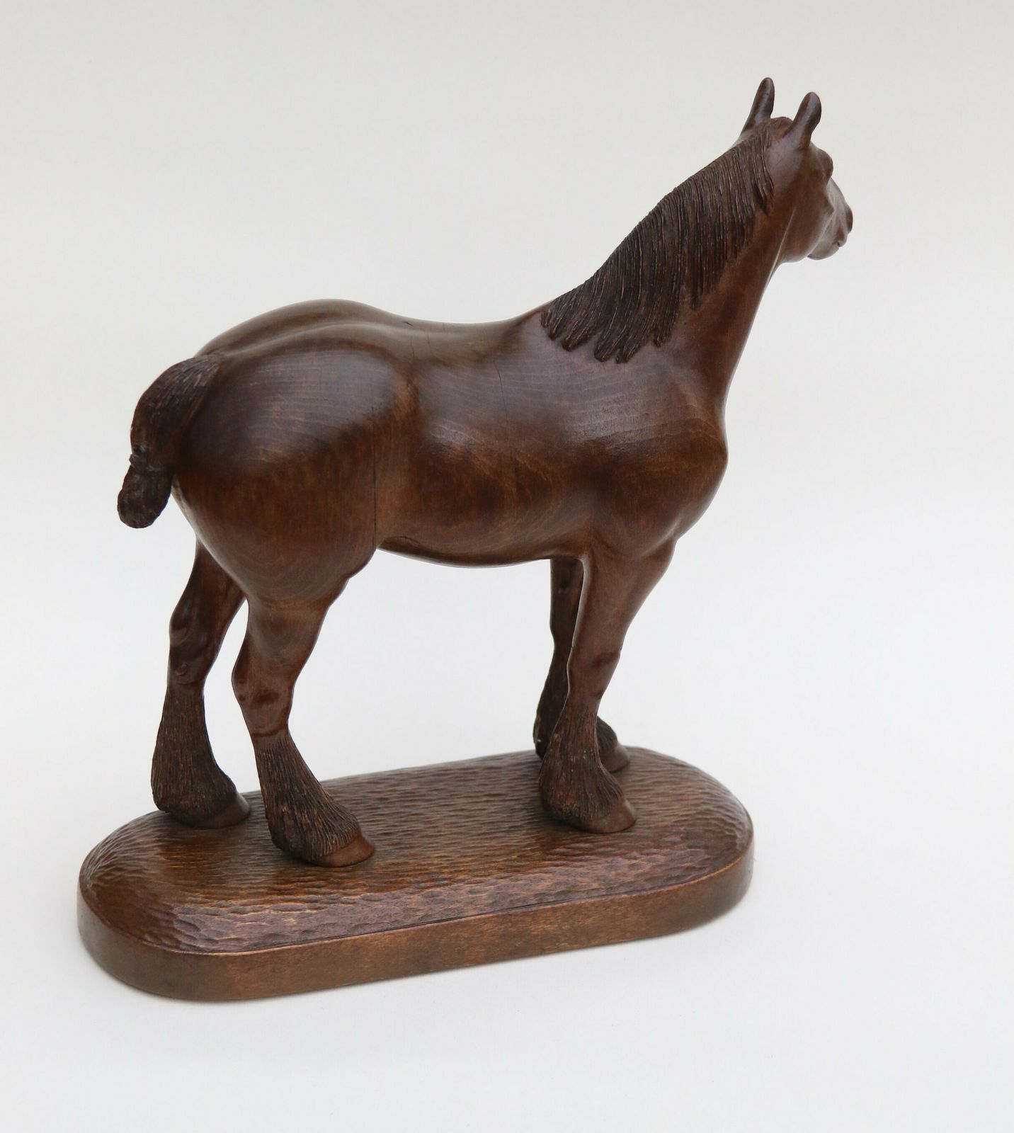 An  English Hand Carved Study Of A Belgian Draught Horse Stallion, Circa 1930 photo vinterior