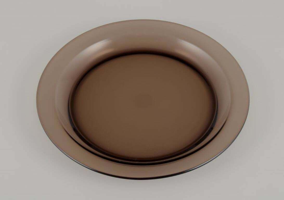 Vereco, France. Set Of Five Dinner Plates In Smoked Art Glass. 1970s