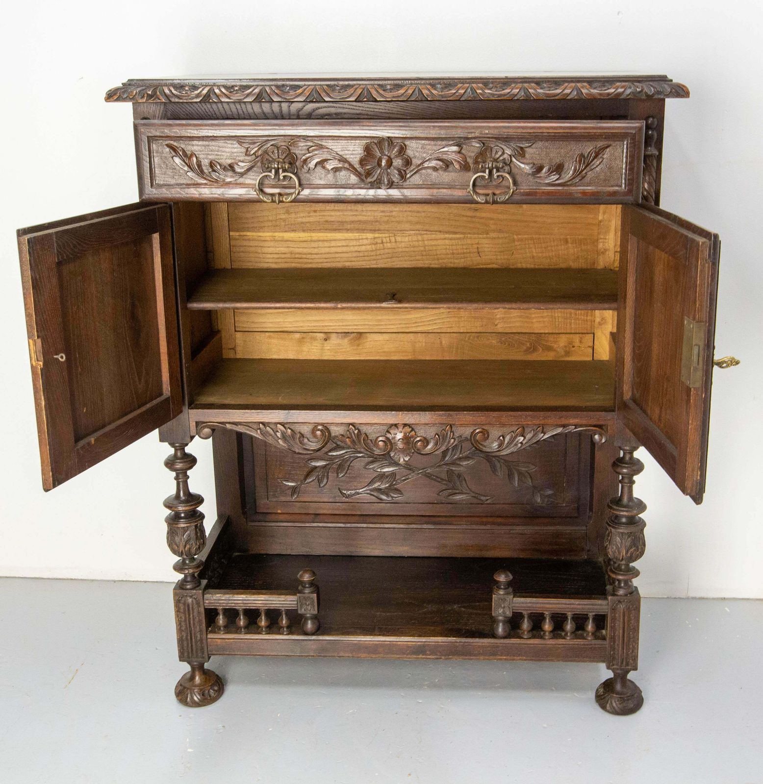 French Brittany Dressoir Buffet Chesnut Cabinet With Blazons, Late 19th Century photo vintage