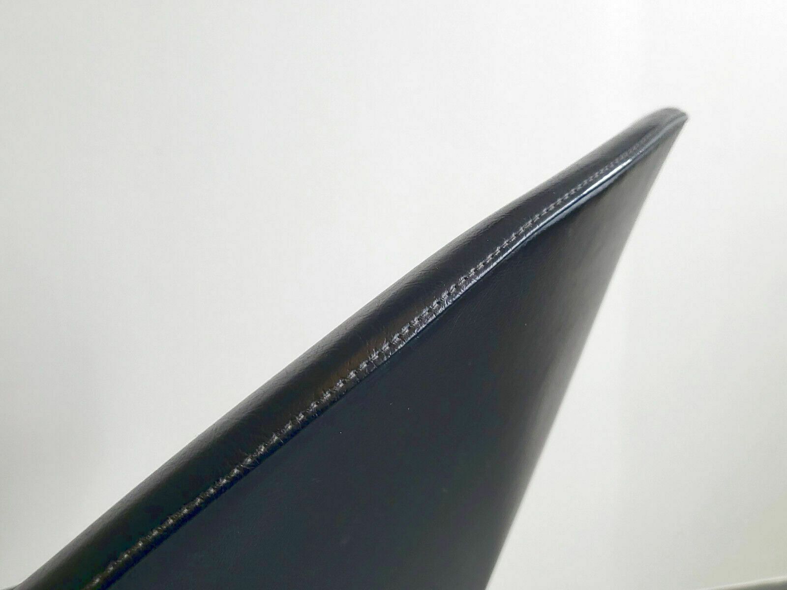photo vinterior Vintage Cone Chair K1 Armchair By Verner Panton 1950 Black Faux Leather & Steel