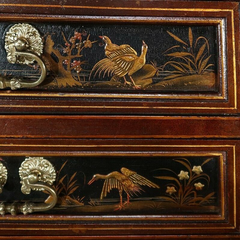 photo furniture Chinese Cabinet In Lacquered Wood And Painted Wood – Early 20th Century
