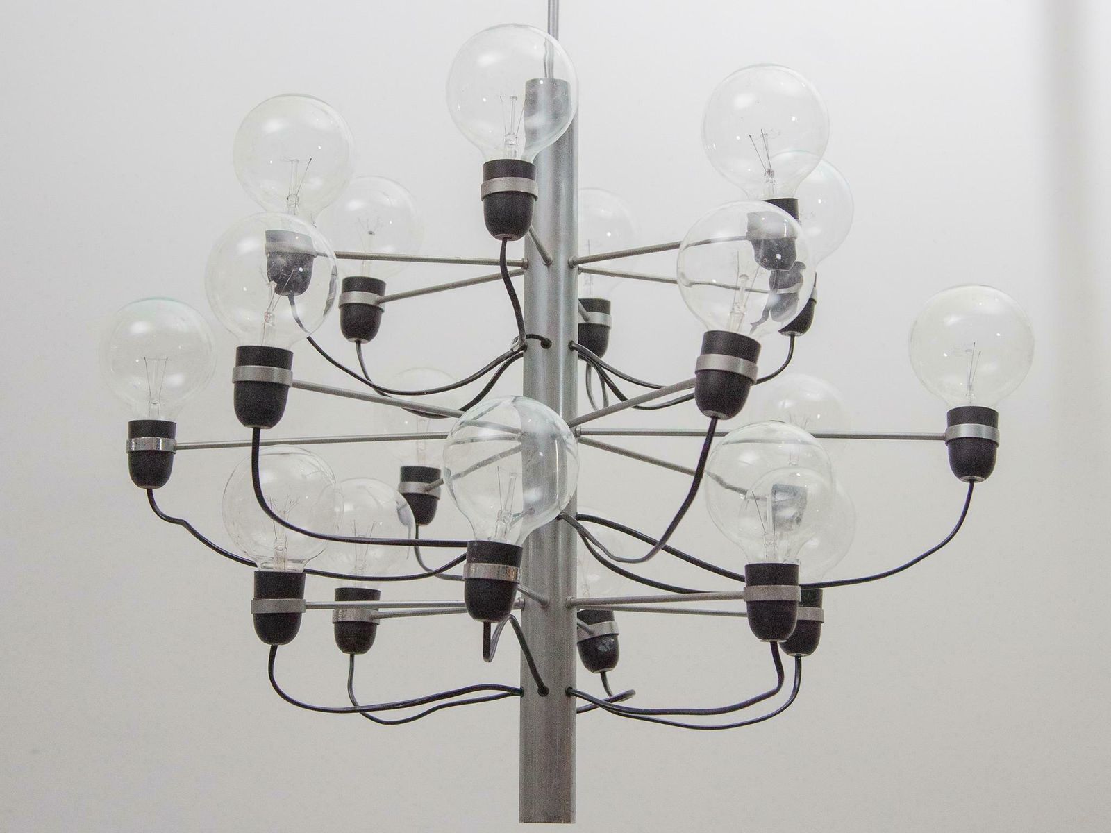 Large Mid Century Gino Sarfatti "2097"/18 Chrome Chandelier photo vintage