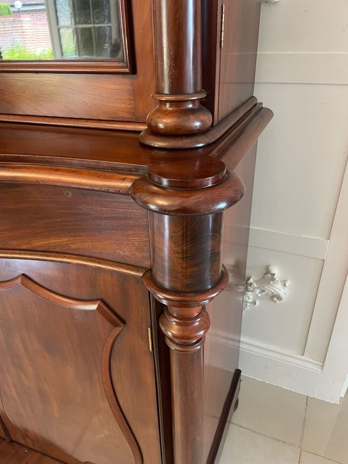 photo furniture Quality Antique 19th Century Mahogany Bookcase