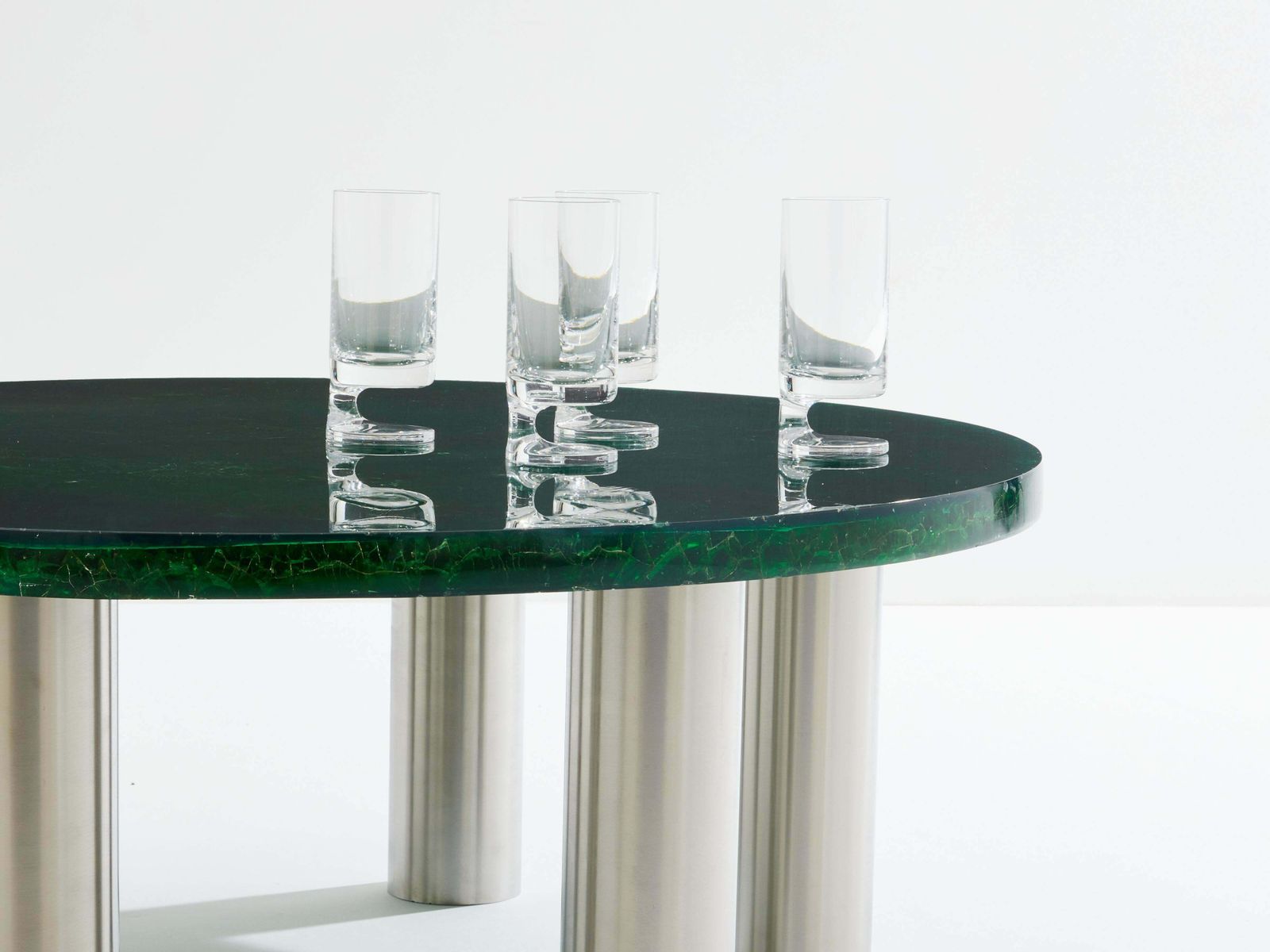 Table basse ronde en résine fractale Marie-Claude de Fouquières, années 1970 photo vinterior