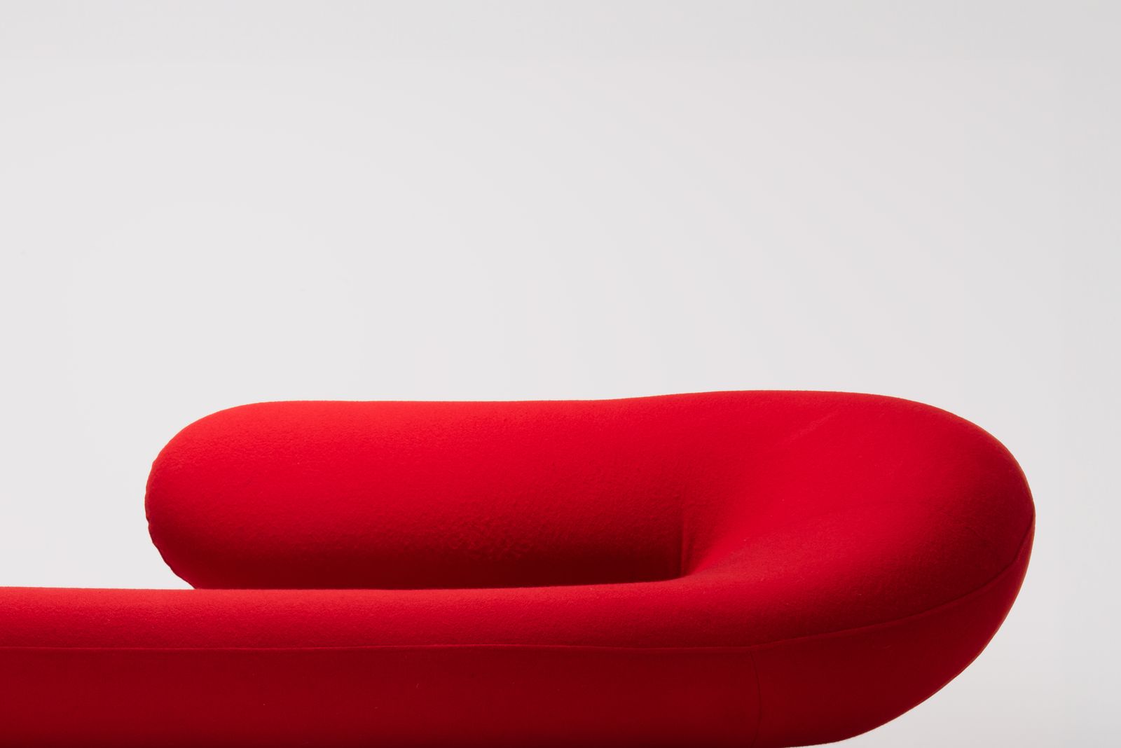 Chaise Longue 'Cleopatra'   Geoffrey Harcourt photo for sale