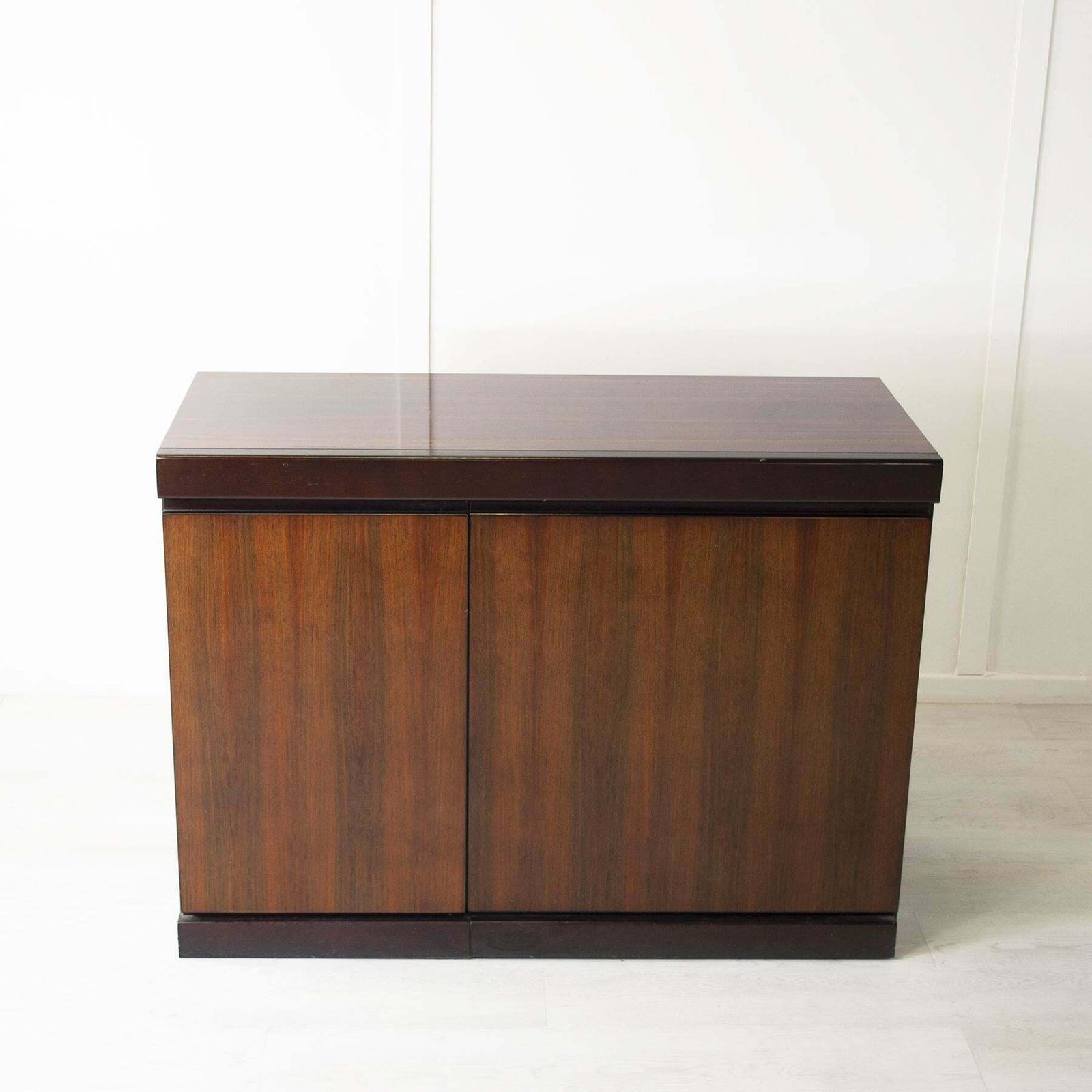 Angelo Mangiarotti Cabinet Bar Programme S11 For Sorgente Dei Mobili 1970s photo furniture