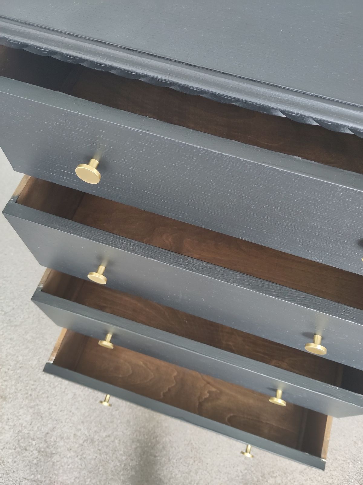Solid Wooden Painted Chest Of Drawers photo 280.0