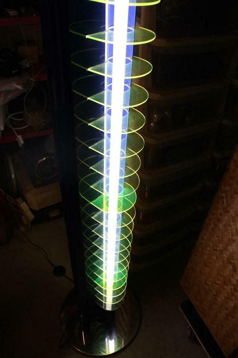 photo vinterior Optical Amalasunta Floor Lamp Vittorio Gregotti For Bilumen 1968 Verde Blu Italia