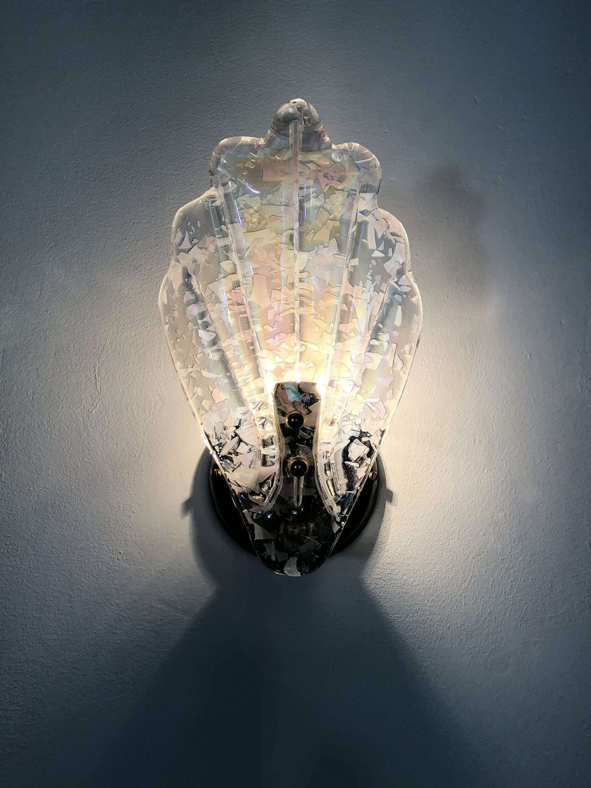 Magnificent Pair Of Vintage Leaf Shaped Wall Lights. In Molded Glass With White And Pink Glitter.. Year 80 photo furniture