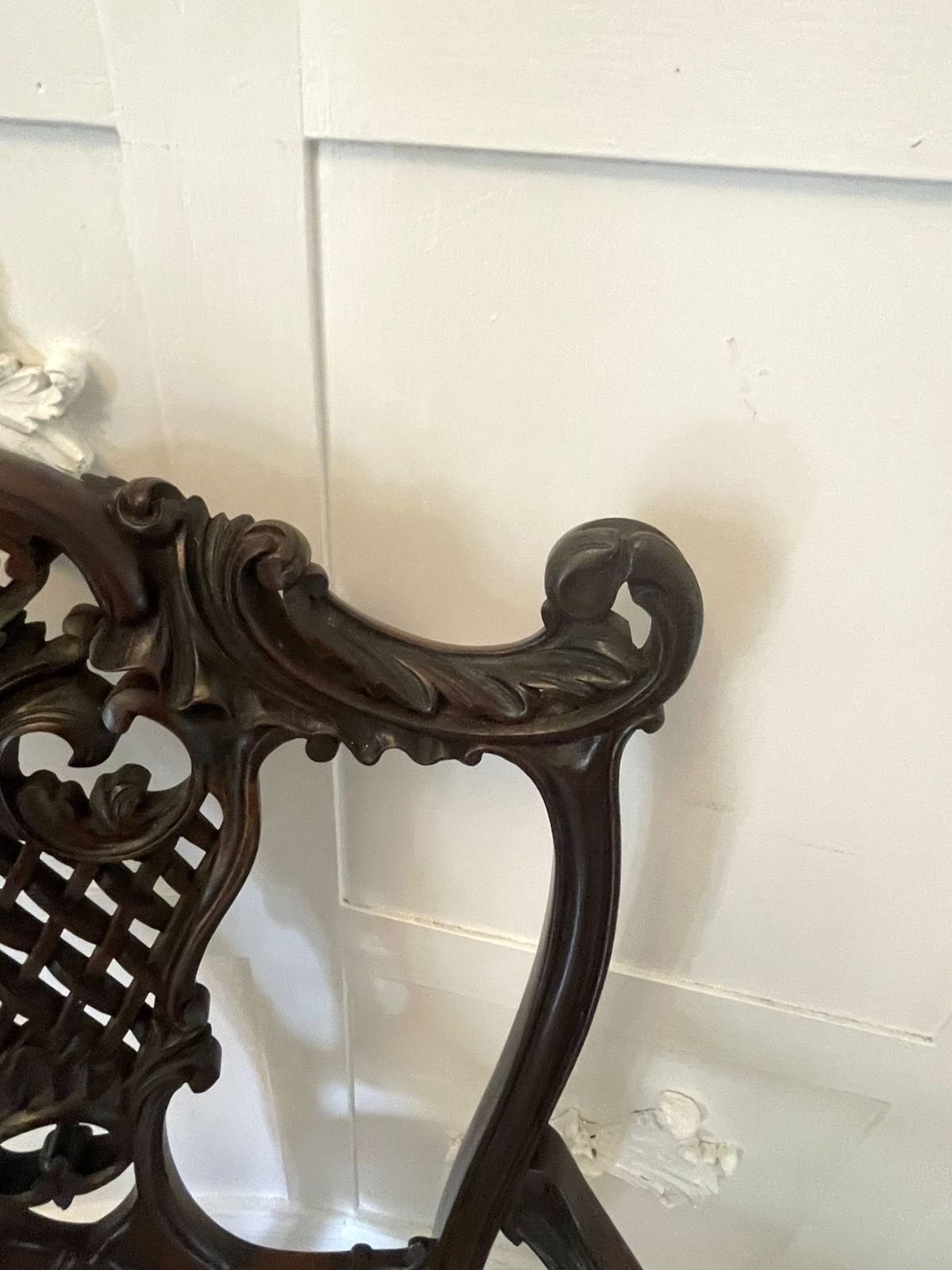 Quality Antique 19th Century Mahogany Carved Elbow Chair photo vinterior