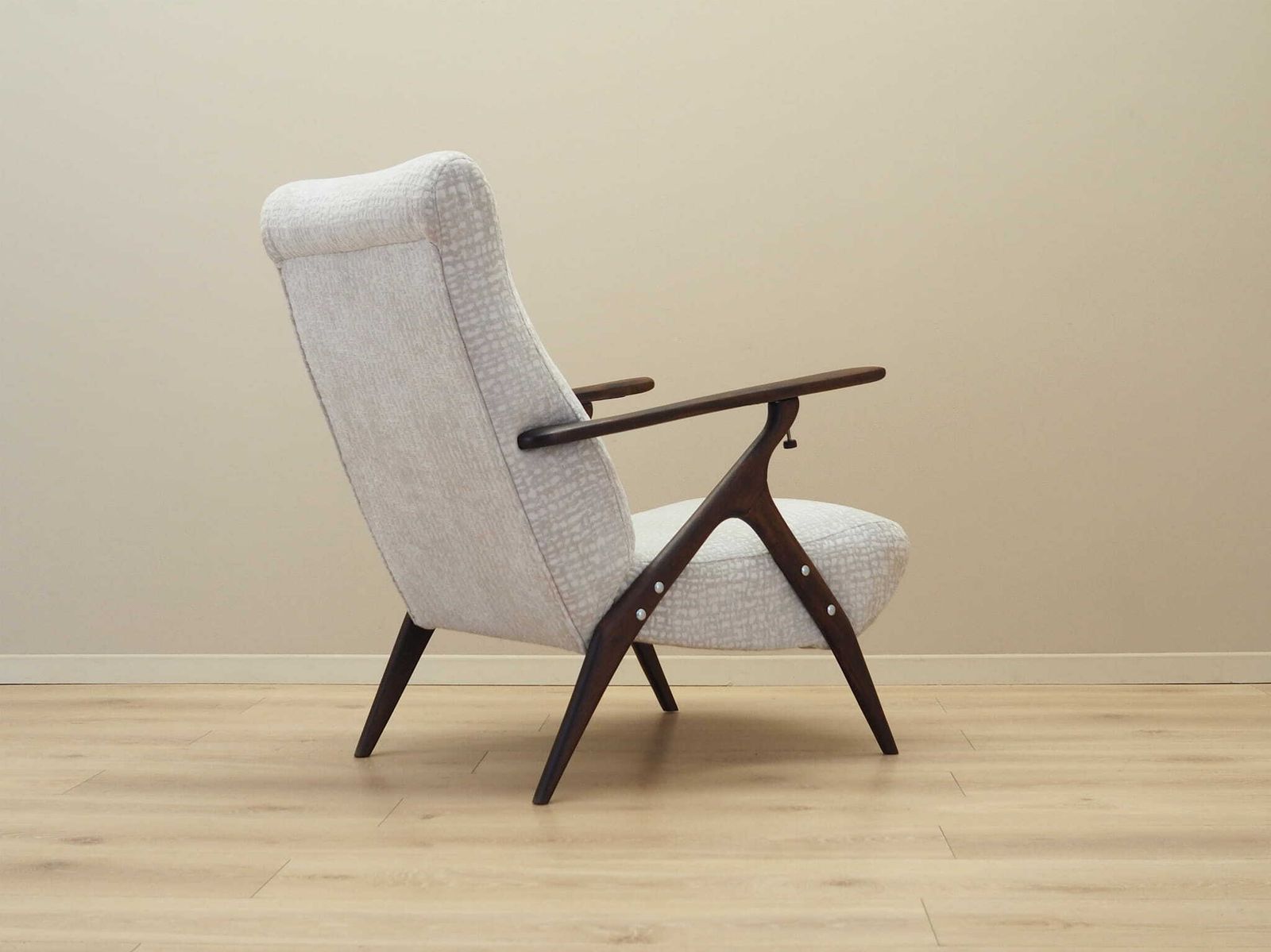 Beech Armchair, Italian Design, 1970s, Production: Italy photo vinterior