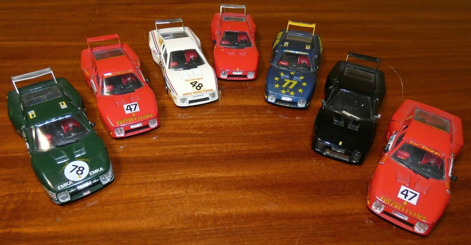 photo vinterior Set Of 64 Models From The Scuderia Ferrari Historical Archive Collection, In 1/43 Scale By Brumm – Italy 1980s