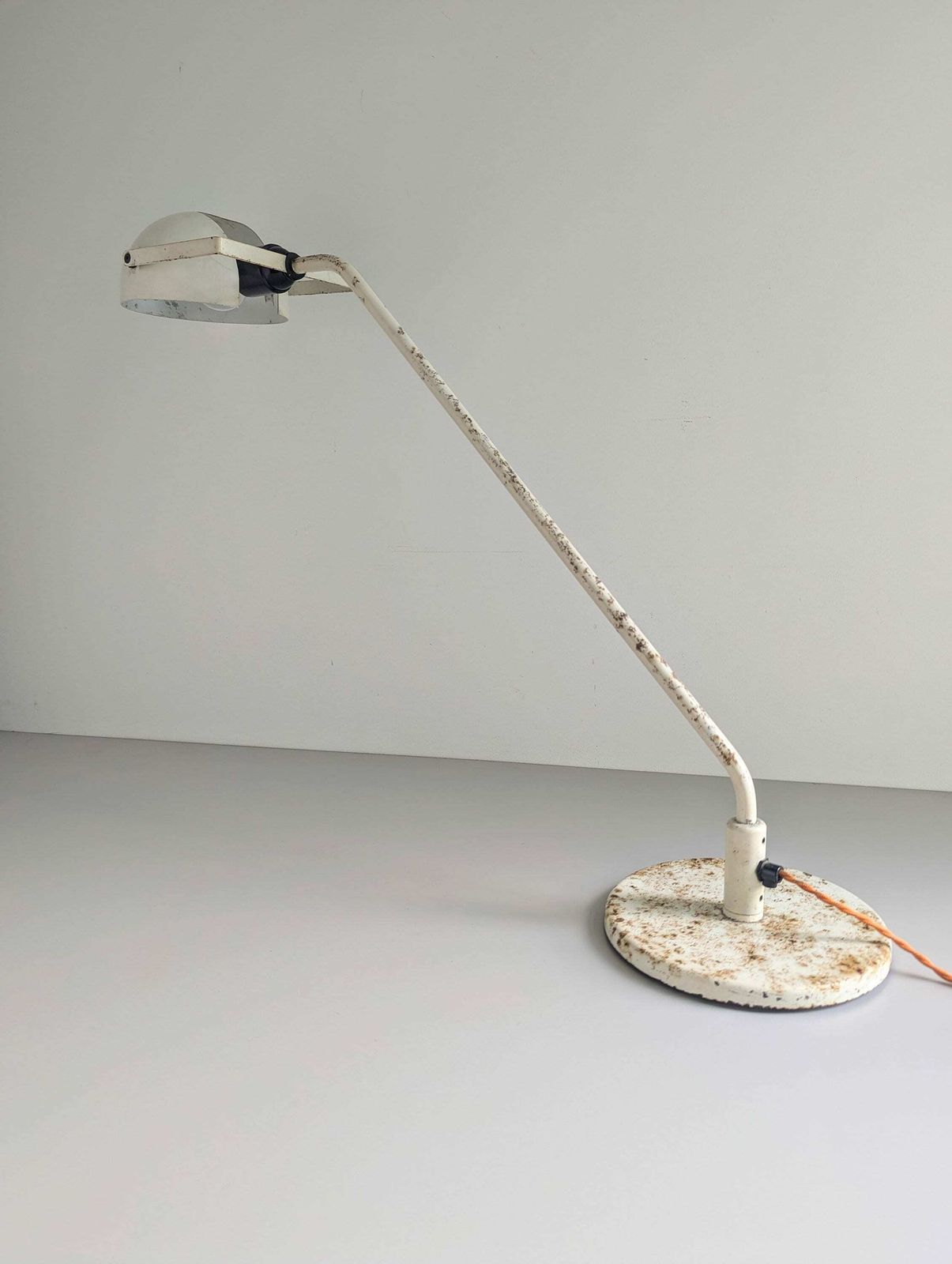 Vintage Italian Design Long Neck White Desk Metal Lamp photo buy