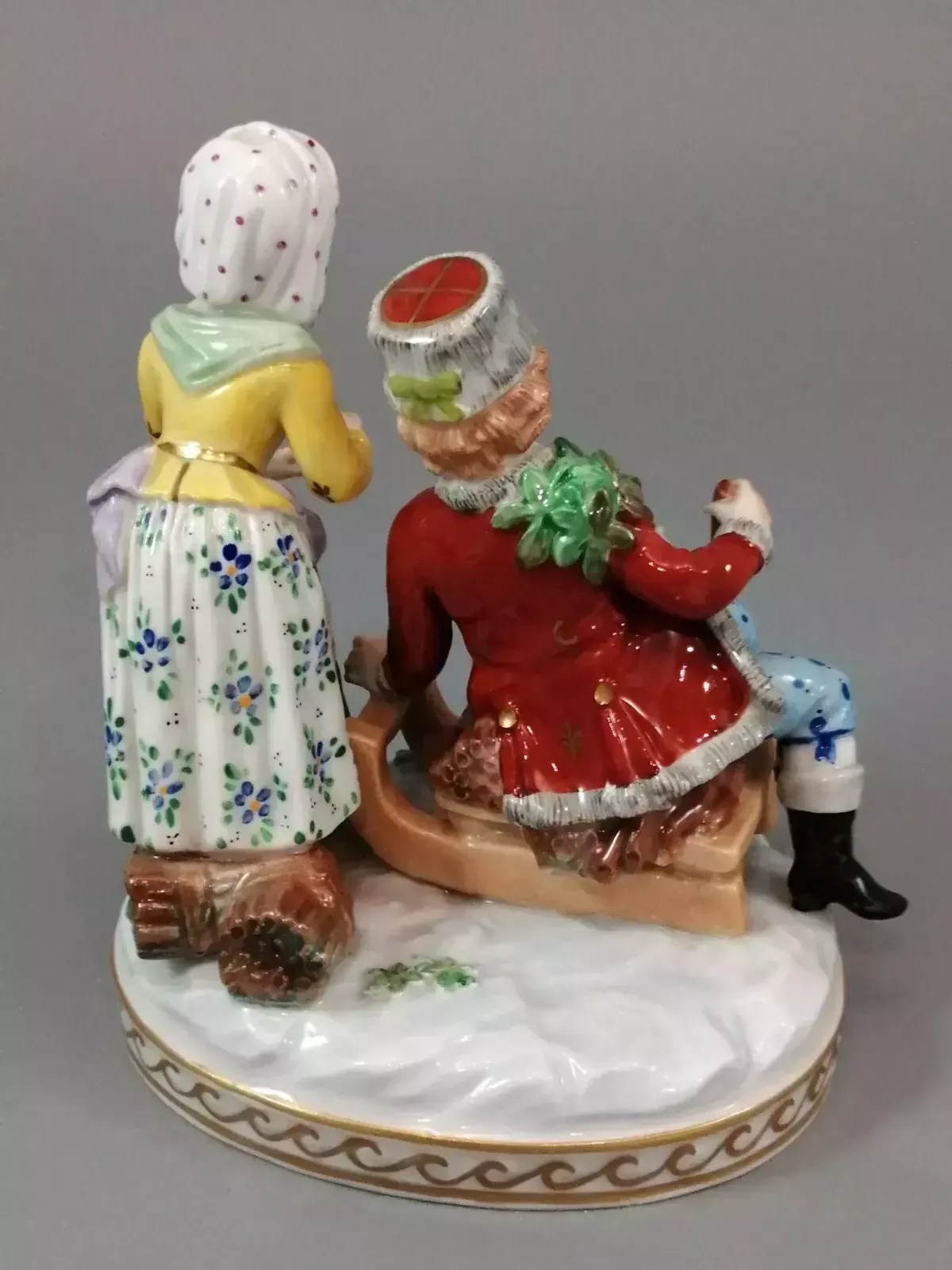 Young Couple Figurine By Carl Thieme ,Potschappel C. 1902 photo 250.0