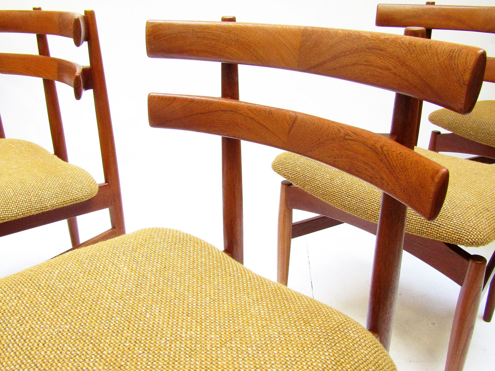 photo furniture Five 1960s Danish Model 30 Dining Chairs By Poul Hundevad In Teak & Mustard Fabric