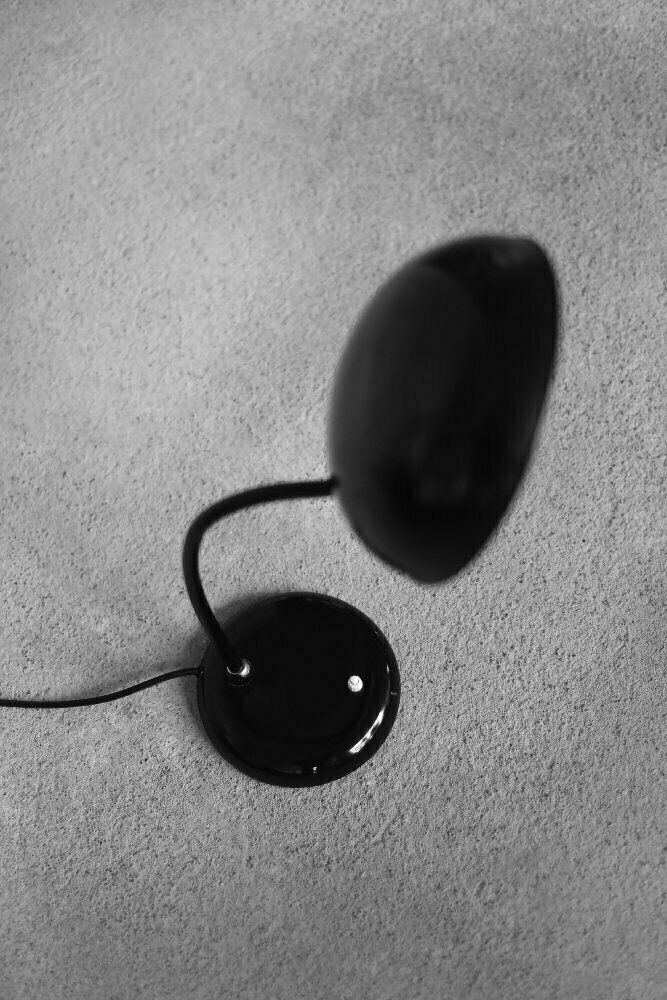 Vintage German Bauhaus Minimalist Black Metal Desk Lamp From Cosack, 1940s photo Lighting