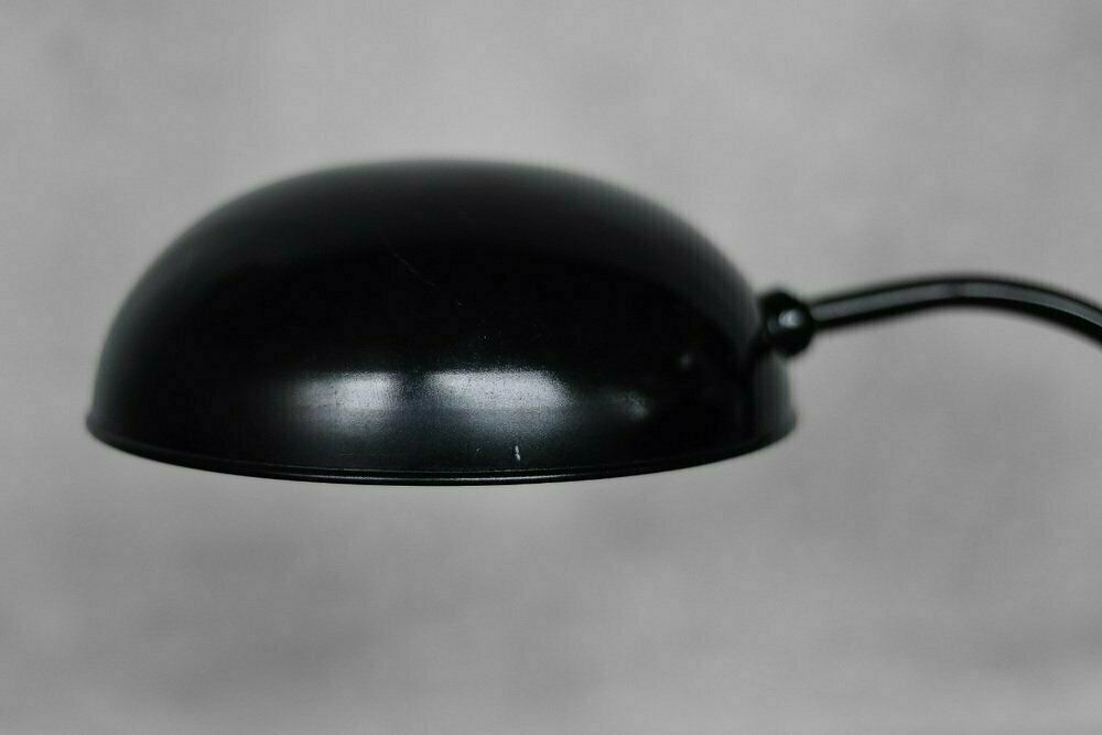 photo vintage Vintage German Bauhaus Minimalist Black Metal Desk Lamp From Cosack, 1940s