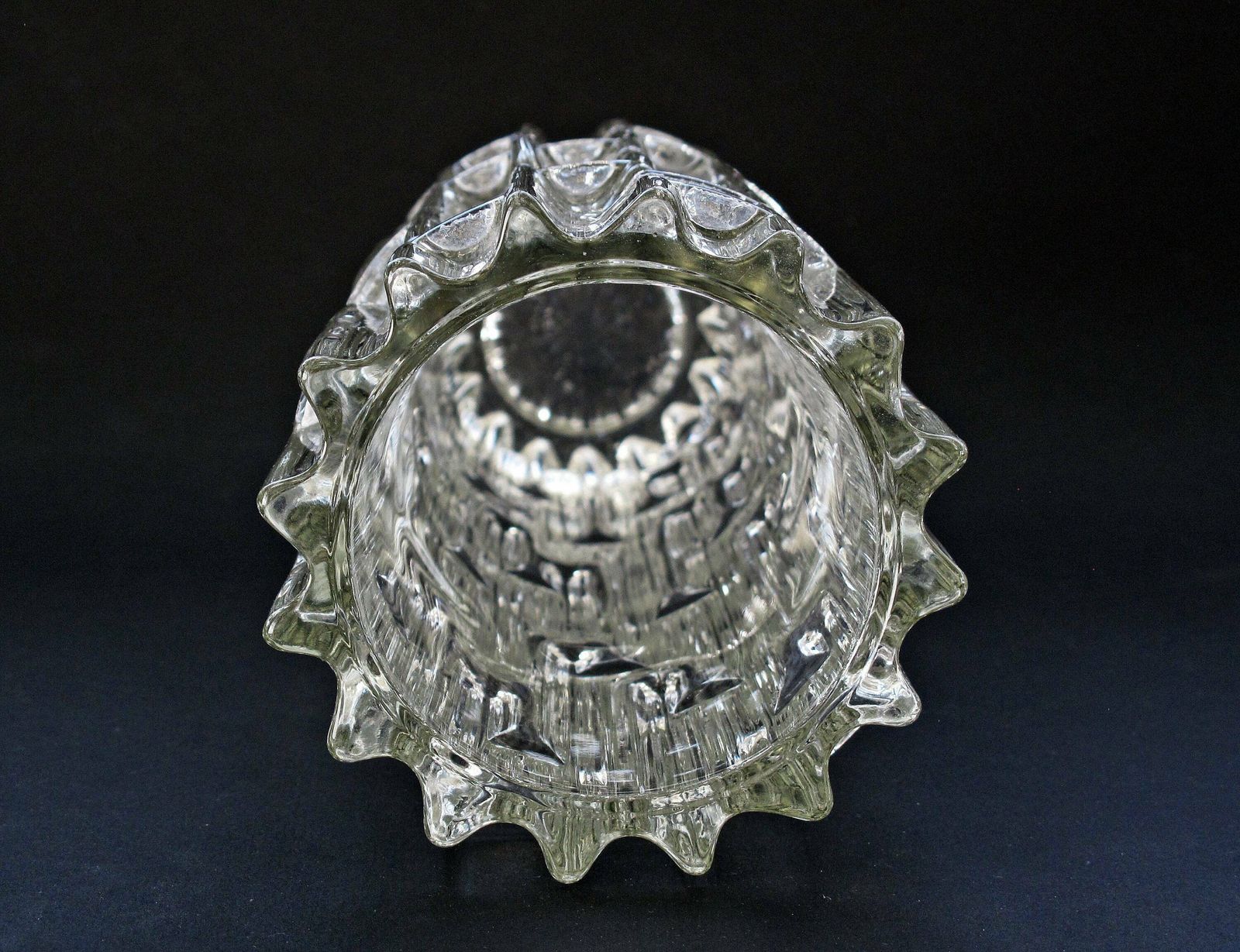 Frantisek Vizner Maze Vase   Czech Clear Glass 'Maze' Vase By Frantisek Vizner For Hermanova Hut Glassworks, Pattern Number 20082 photo Home Decor