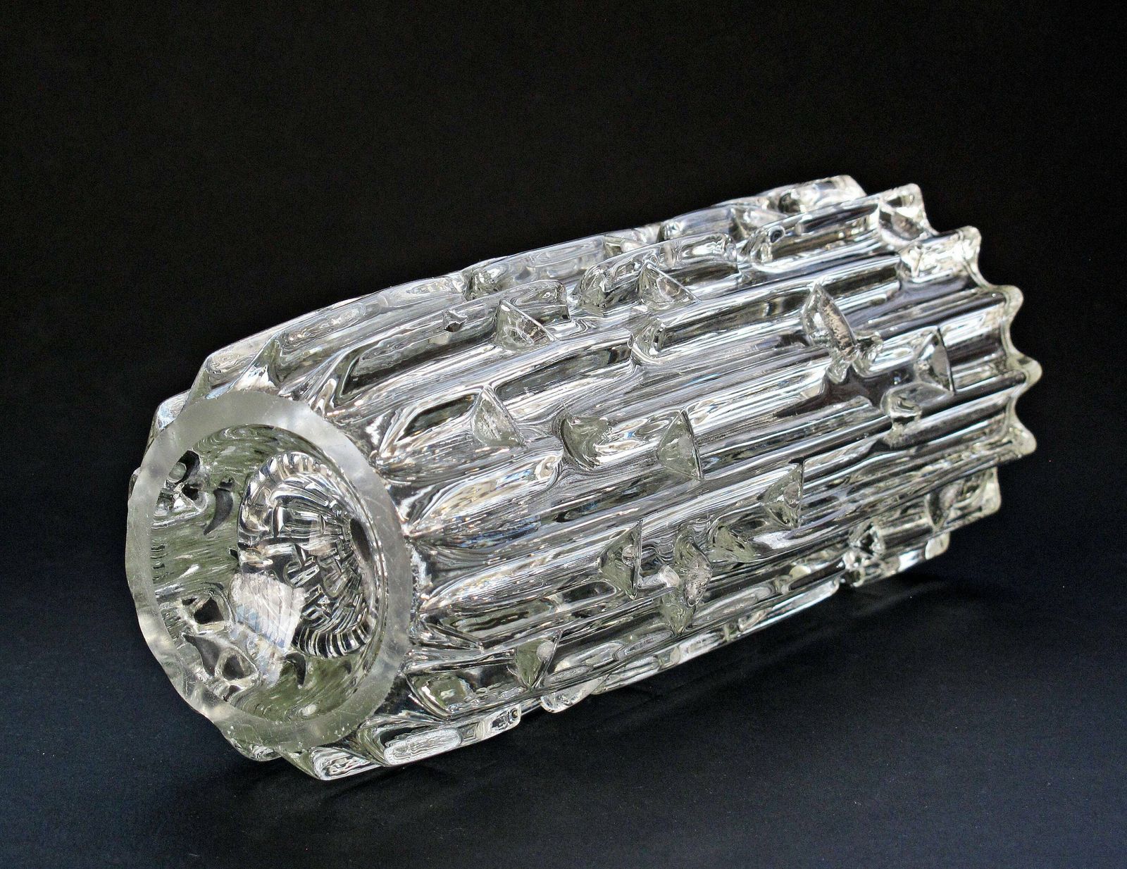 Frantisek Vizner Maze Vase   Czech Clear Glass 'Maze' Vase By Frantisek Vizner For Hermanova Hut Glassworks, Pattern Number 20082 photo vinterior