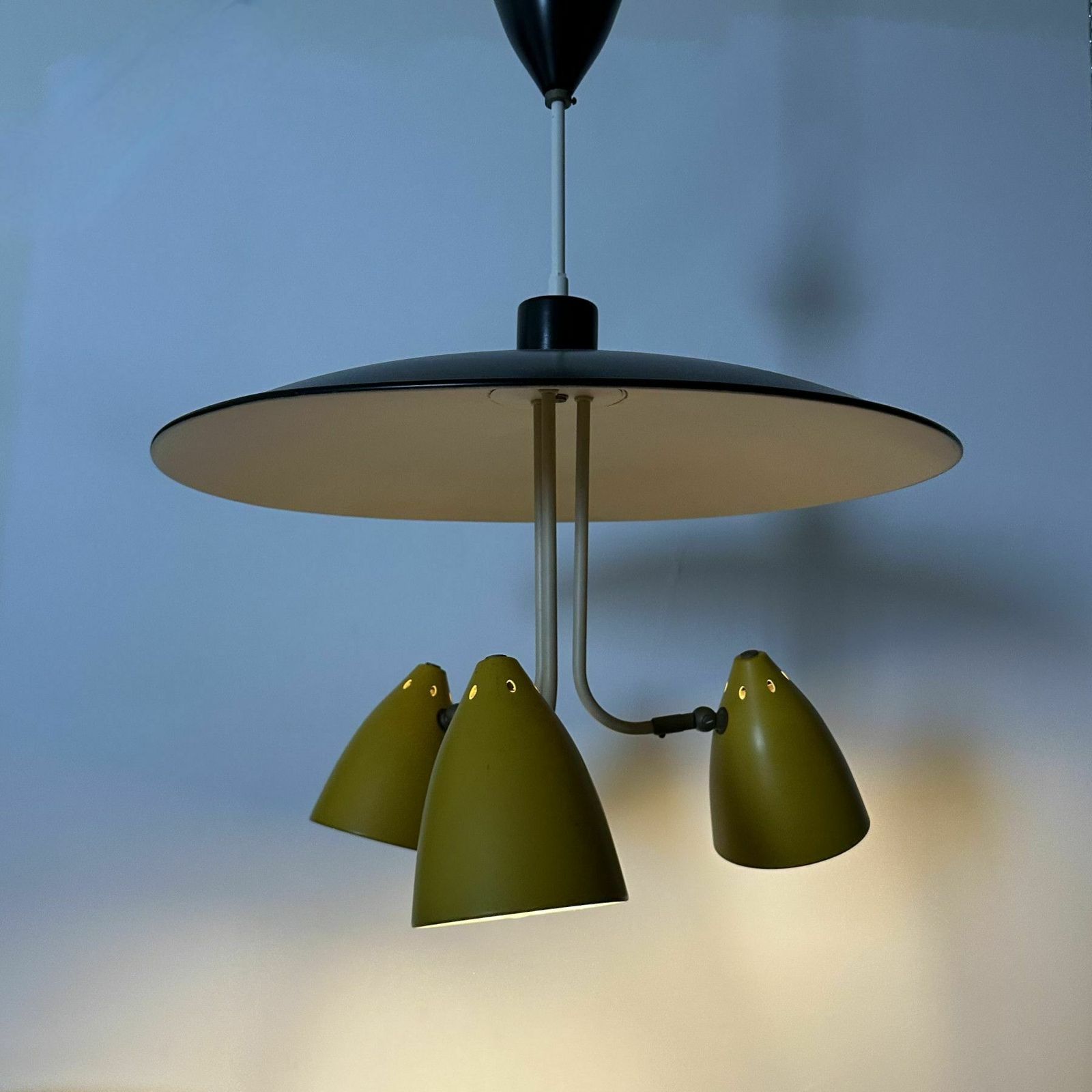 Hala Zeist Hanglamp J.H. Busquet Pendant, Ca. Jaren 1950 photo buy