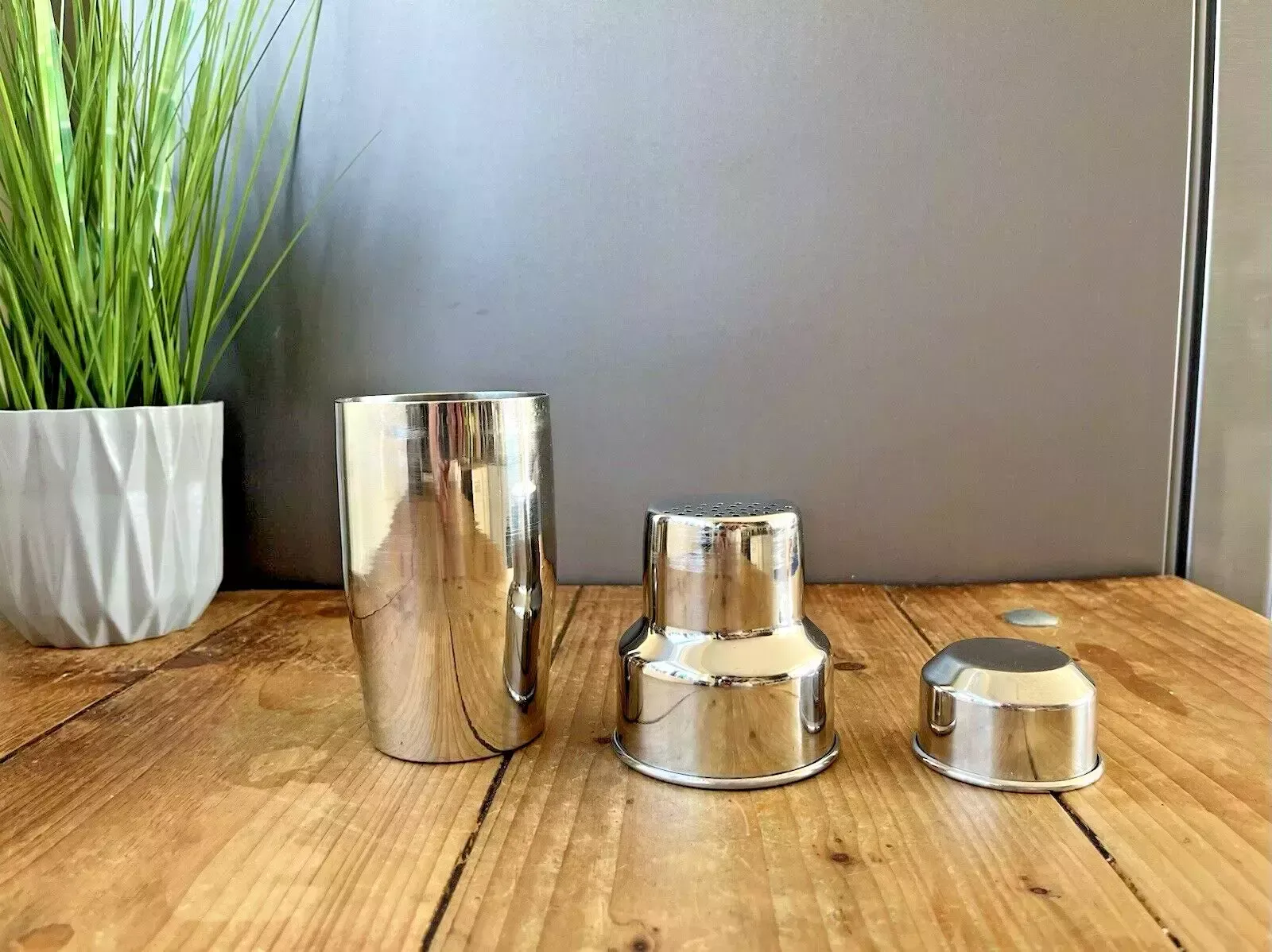 Superb Italian Designer 70's Pran Inox Plated Steel Cocktail Shaker Bar Cabinet photo 200.0