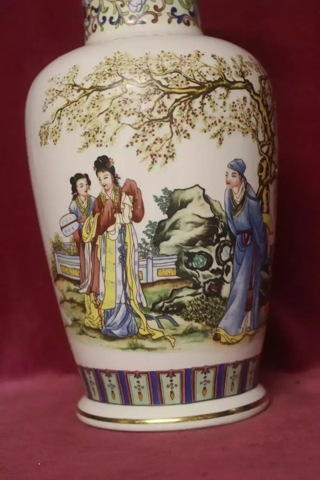 Antiques Enameled Porcelain & Pottery Ginger Vase Chinese Hand Painted photo furniture