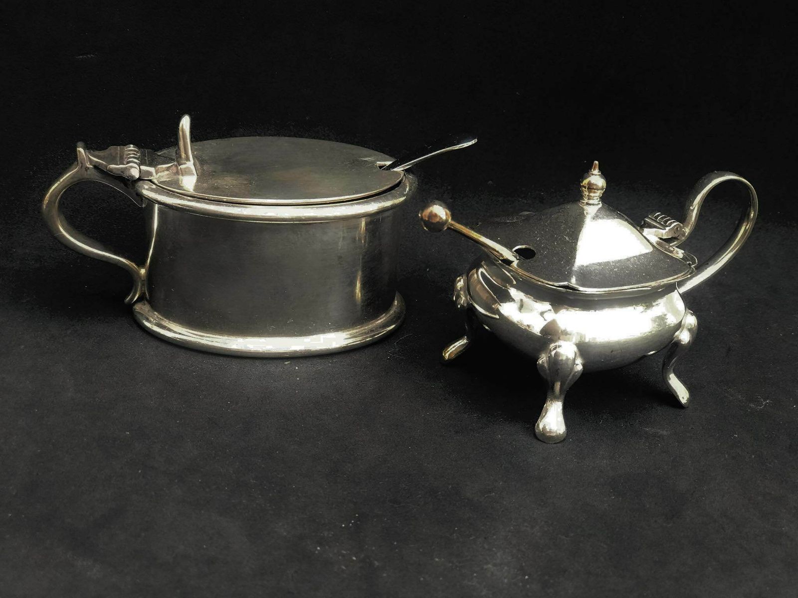 Victorian Salt And Pepper Cellars With Lid And Glass Insert Condiment Set Gift For Couple Wedding Antique Gift English Silver Plated