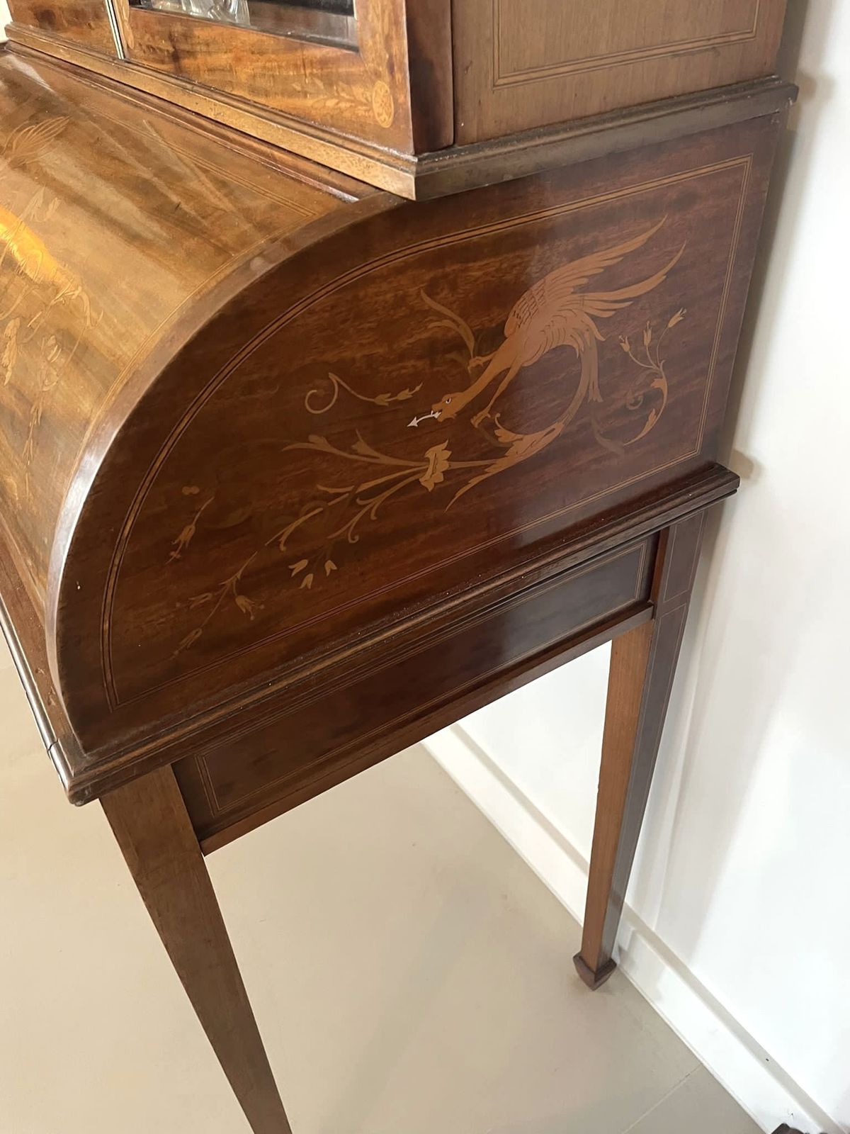 Fine Quality Antique 19th Century Mahogany Inlaid Cylinder Bookcase photo for sale