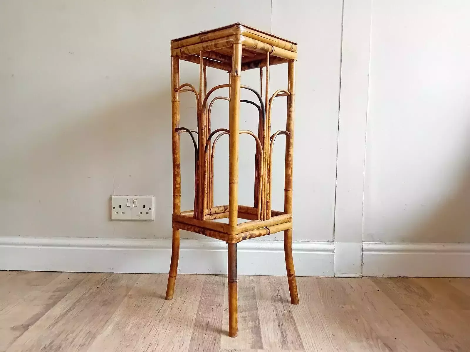 Delightful Antique Tiger Bamboo Victorian Side / Hall / Lamp Table / Plant Stand