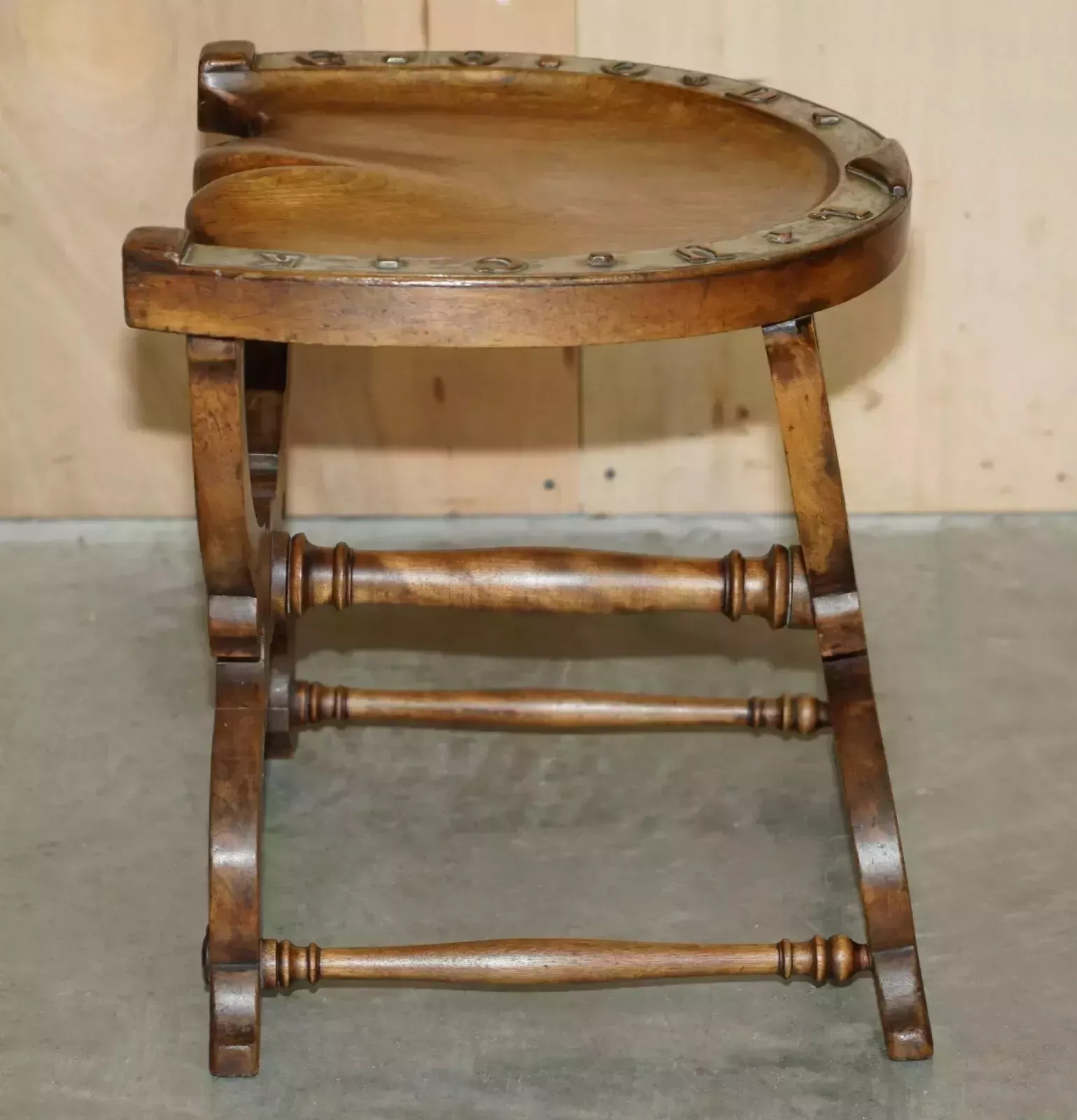 photo vinterior Sublime Antique Victorian Hand Carved English Oak "Good Luck" Horse Shoe Stool