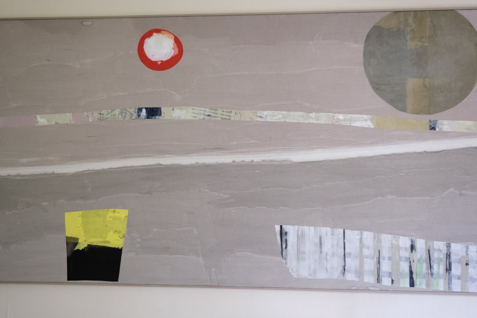 photo vinterior Large Contemporary Abstract Oil Painting On Canvas In Greige Taupe Tones