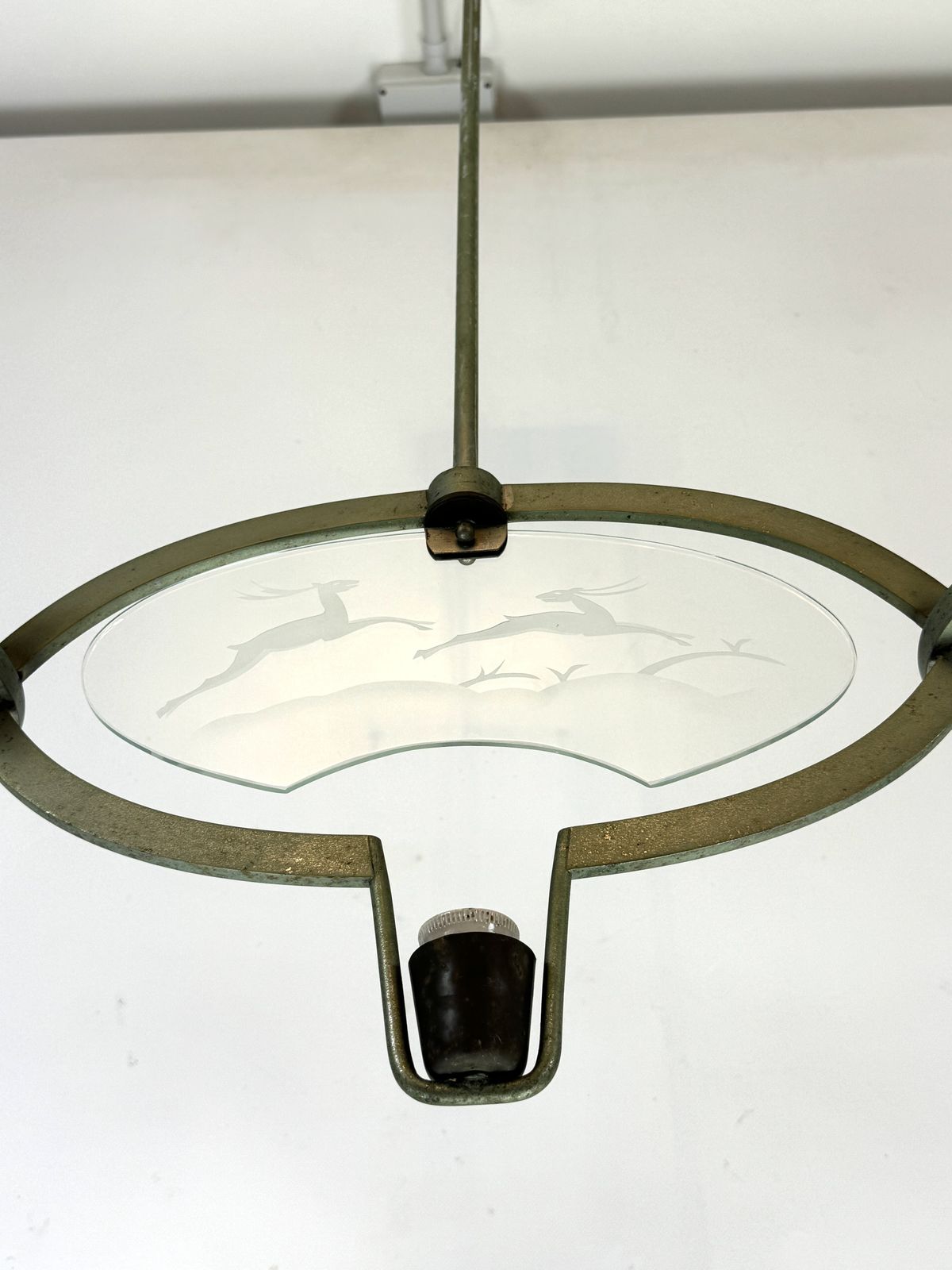 photo buy Pietro Chiesa, Art Deco Chandelier In Solid Lacquered Brass And Glass. Italy 1930s