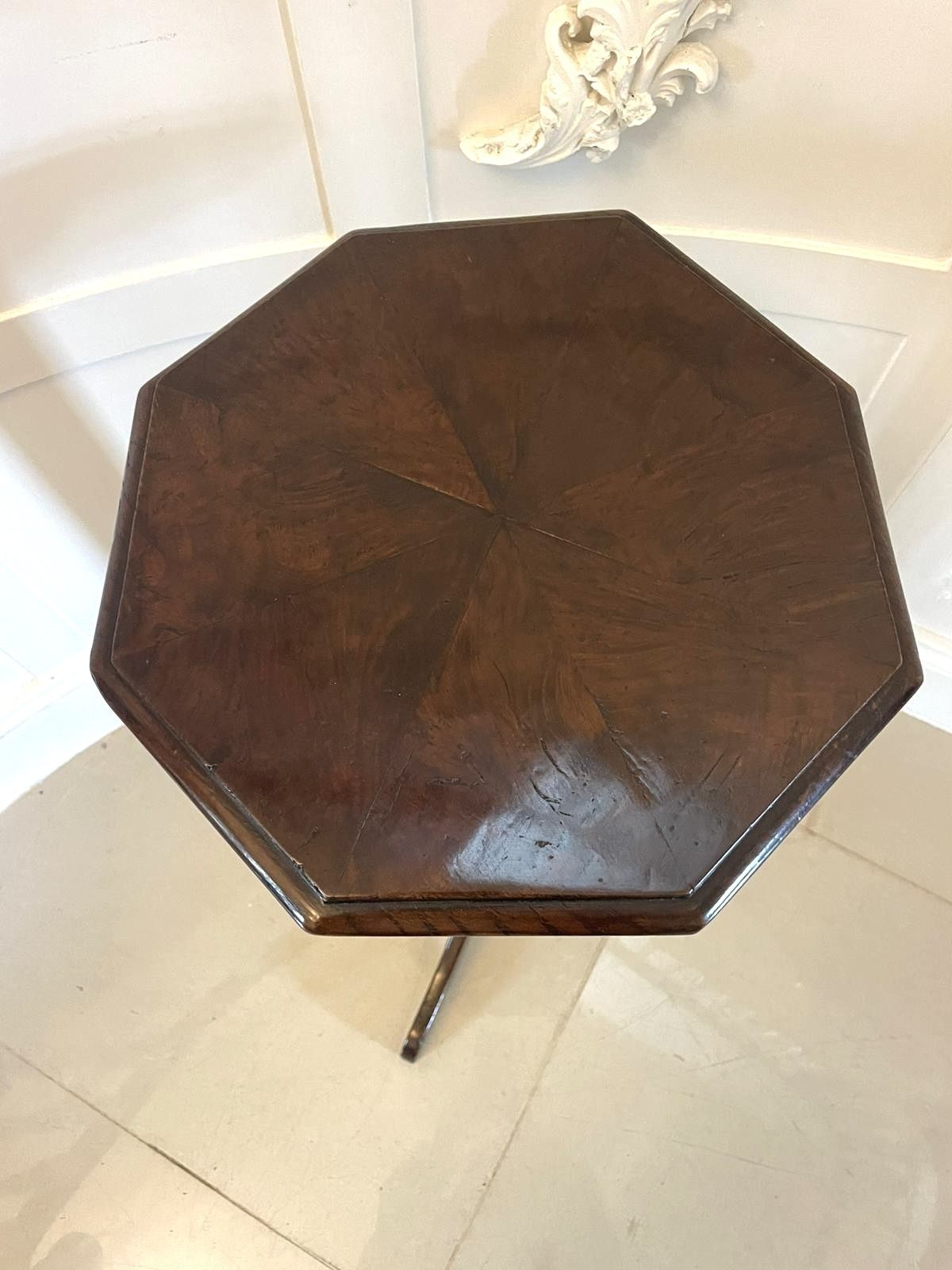Unusual Antique 18th Century Quality Burr Oak Lamp Stand photo for sale