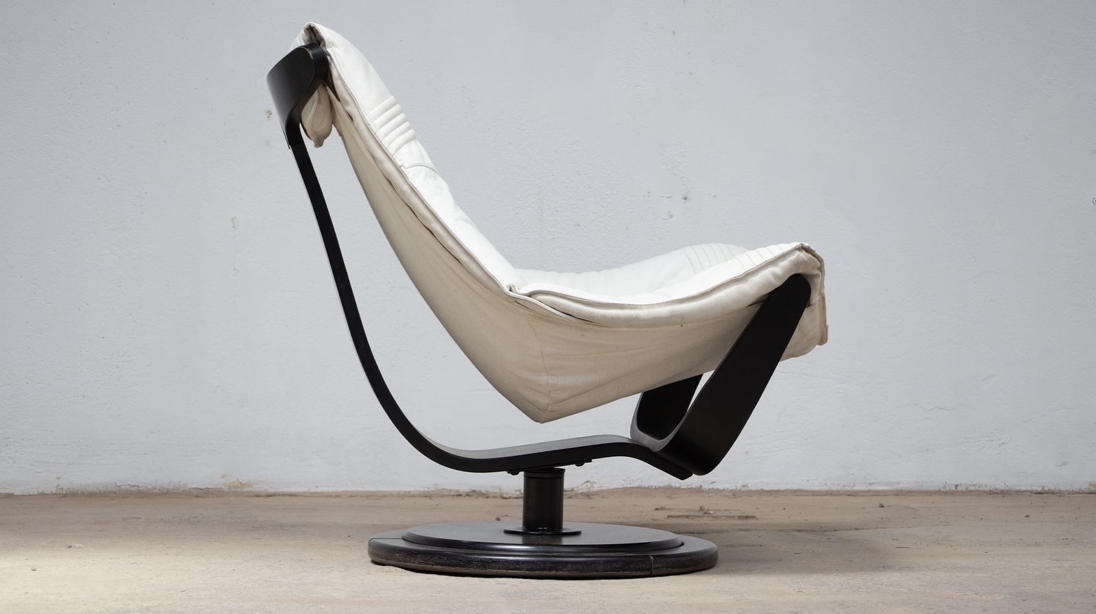 Lounge Chair Flight High By Takashi Okamura And Erik Marquardsen For Nelo photo for sale