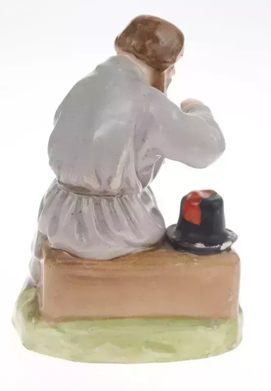 20th Century 20`s Russia Verbilki Porcelain Figure Man With Bread photo buy