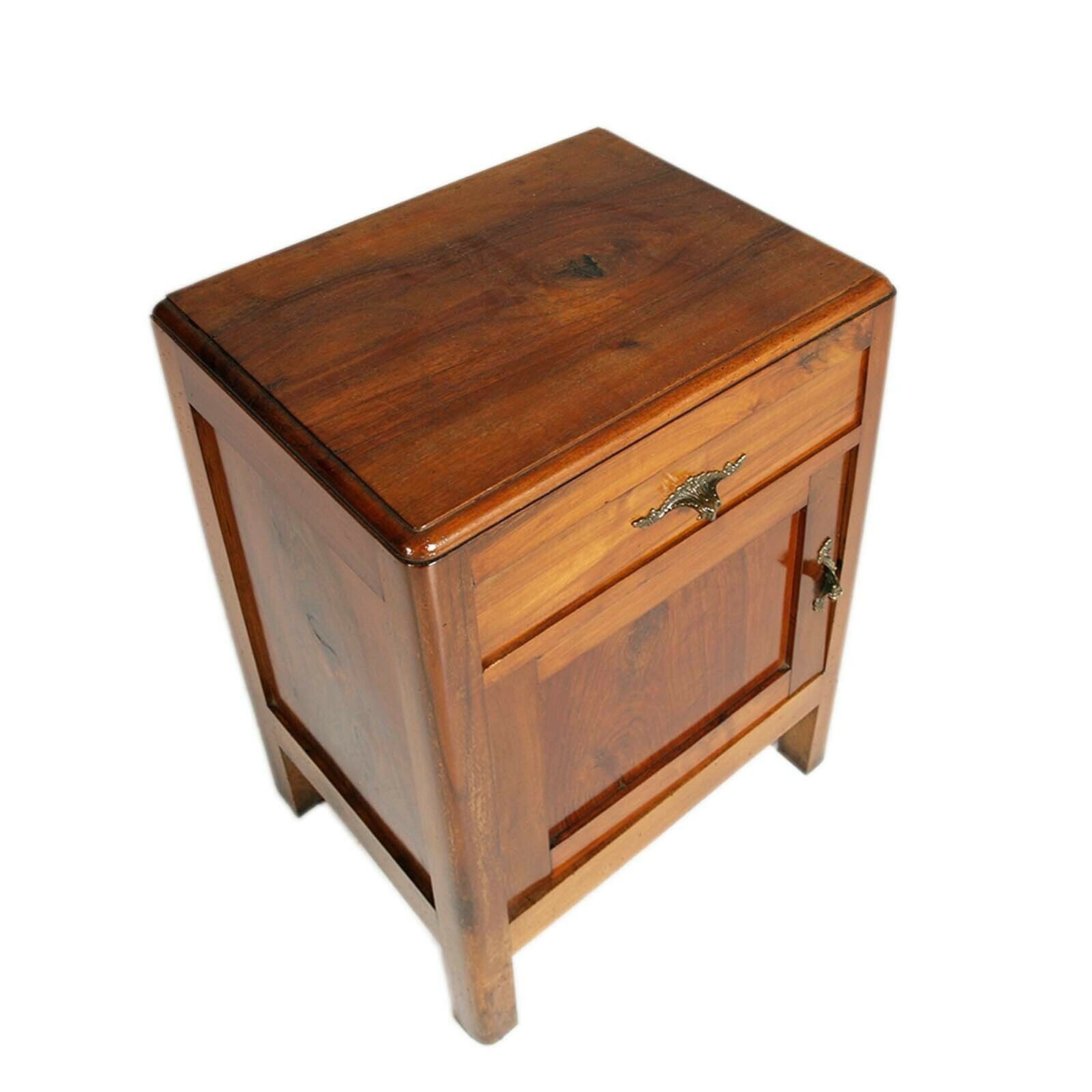 Milan Early 20th Century Art Nouveau Walnut Nightstand By Meroni Fossati Lissone photo Furniture