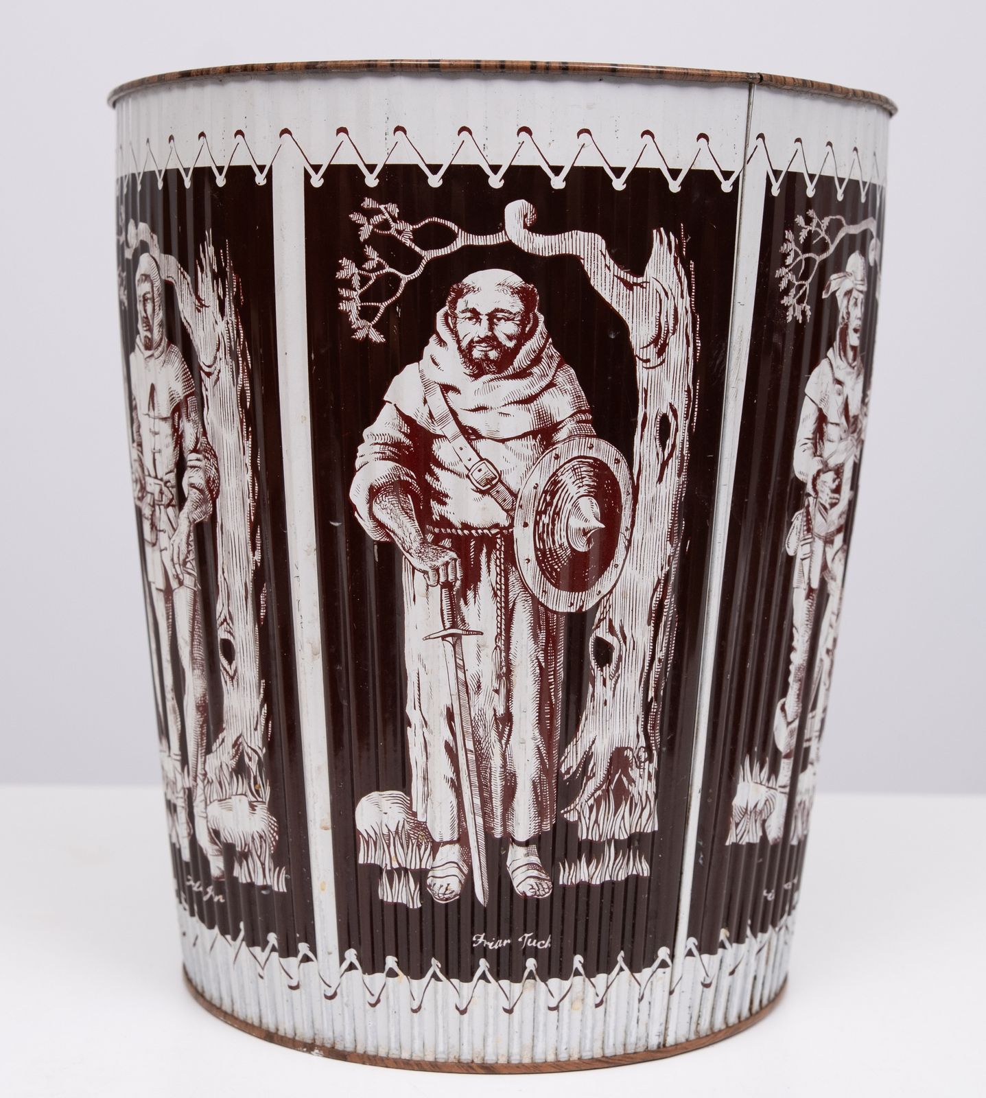 Robin Hood Metal Paper Basket 1960s England photo vinterior