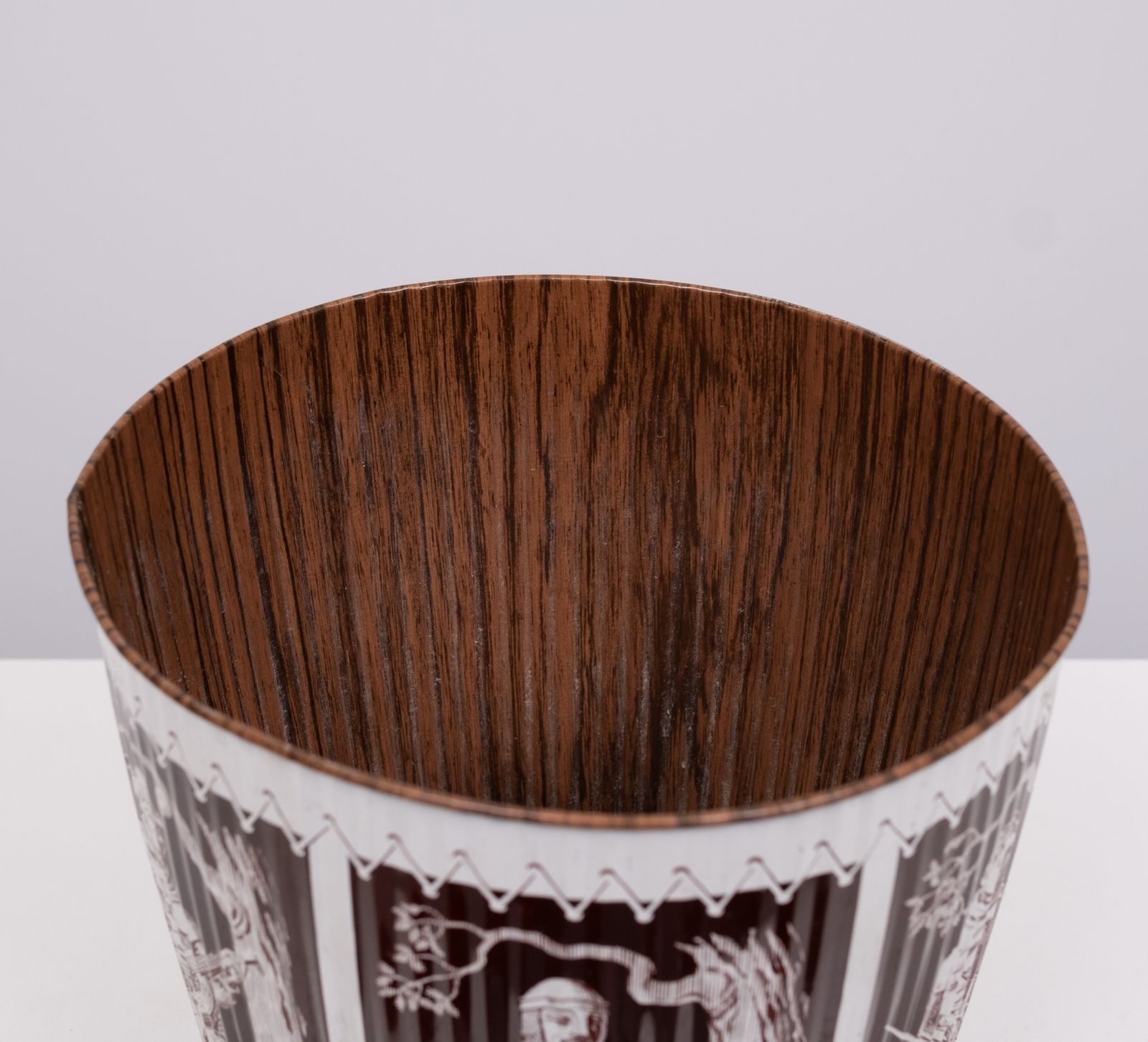 Robin Hood Metal Paper Basket 1960s England photo vintage