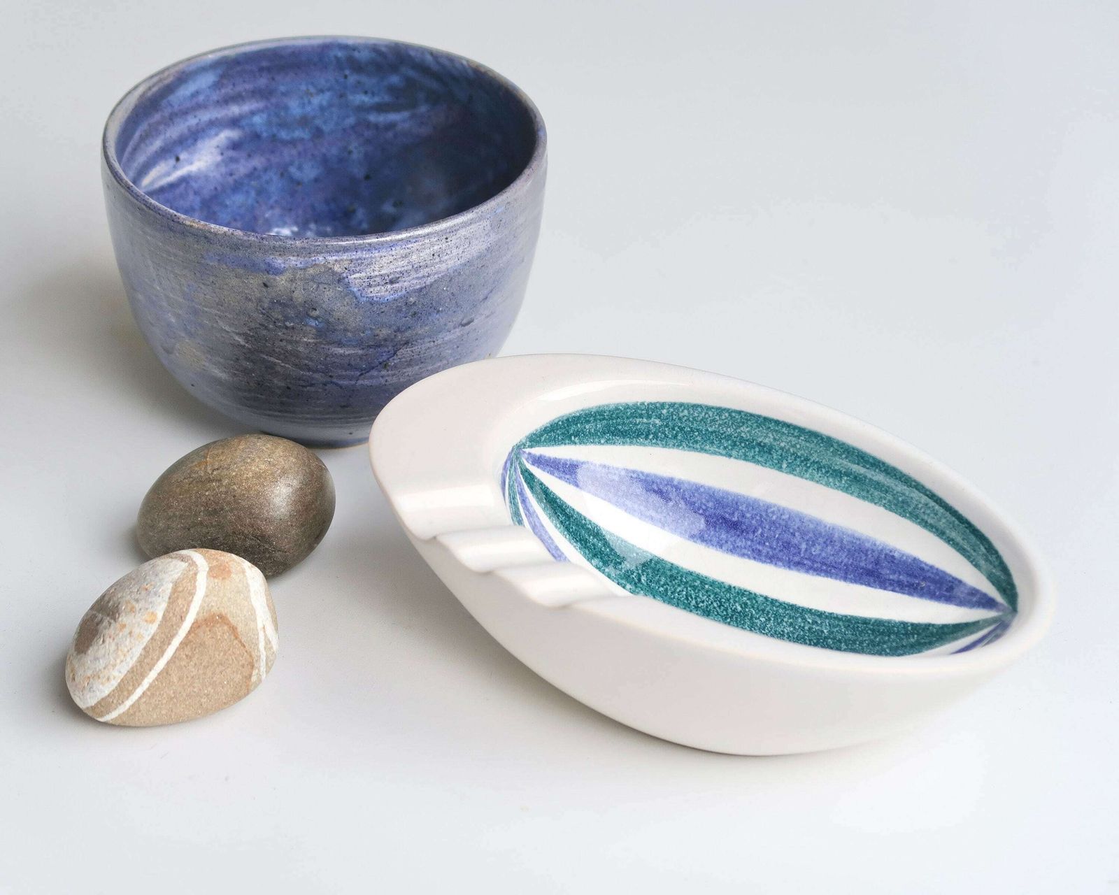 Stripped Ceramic Ashtray By Flora Gouda, Zebra Holland, 1960s / White, Blue, Green photo furniture