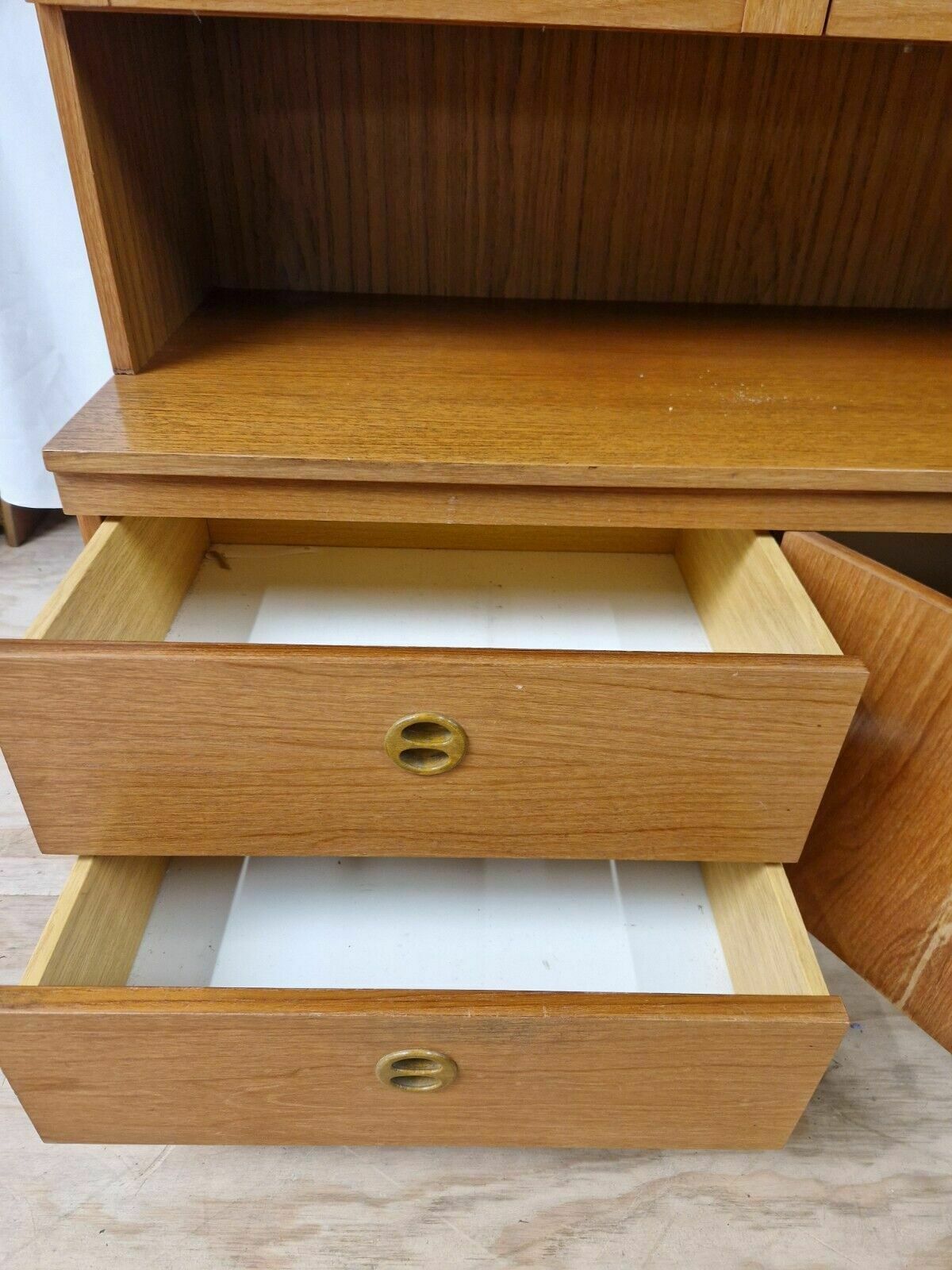 Mid Century Mobel Dresser/Sideboard/Cabinet photo 295.0
