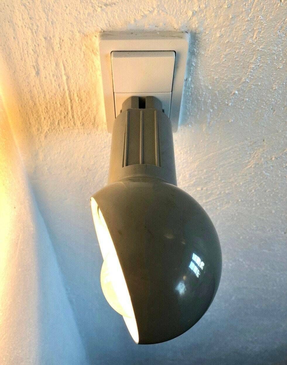 Dutch Vintage Postmodern 1980s Minimalist Spotlight Wall Lamp For Outlet In Grey Metal And Plastic   Design By Happylight photo 142.0